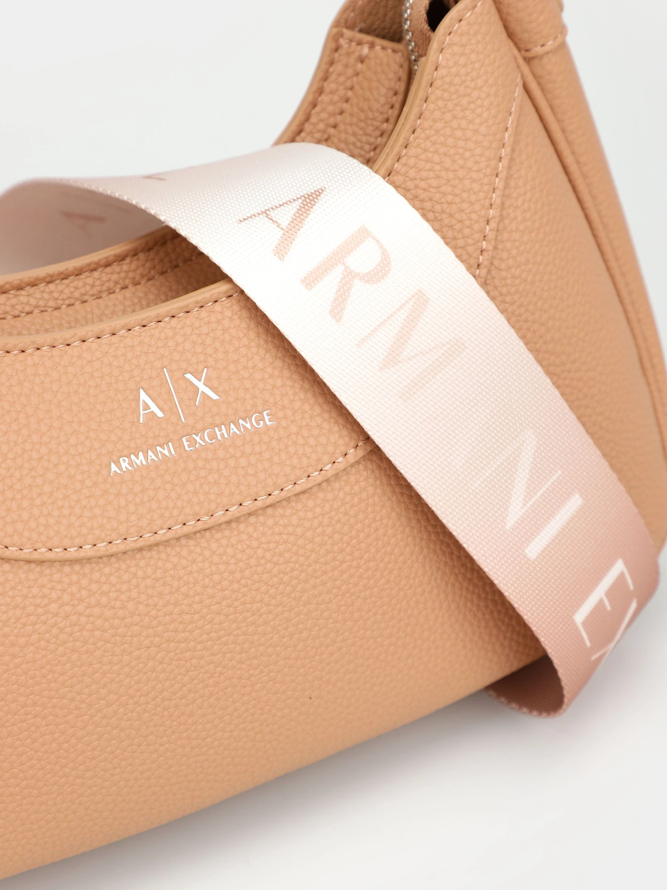 Сумки Armani Exchange модель 942883-CC783-09052 Сумки Armani Exchange модель 942883-CC783-09052 Фото
