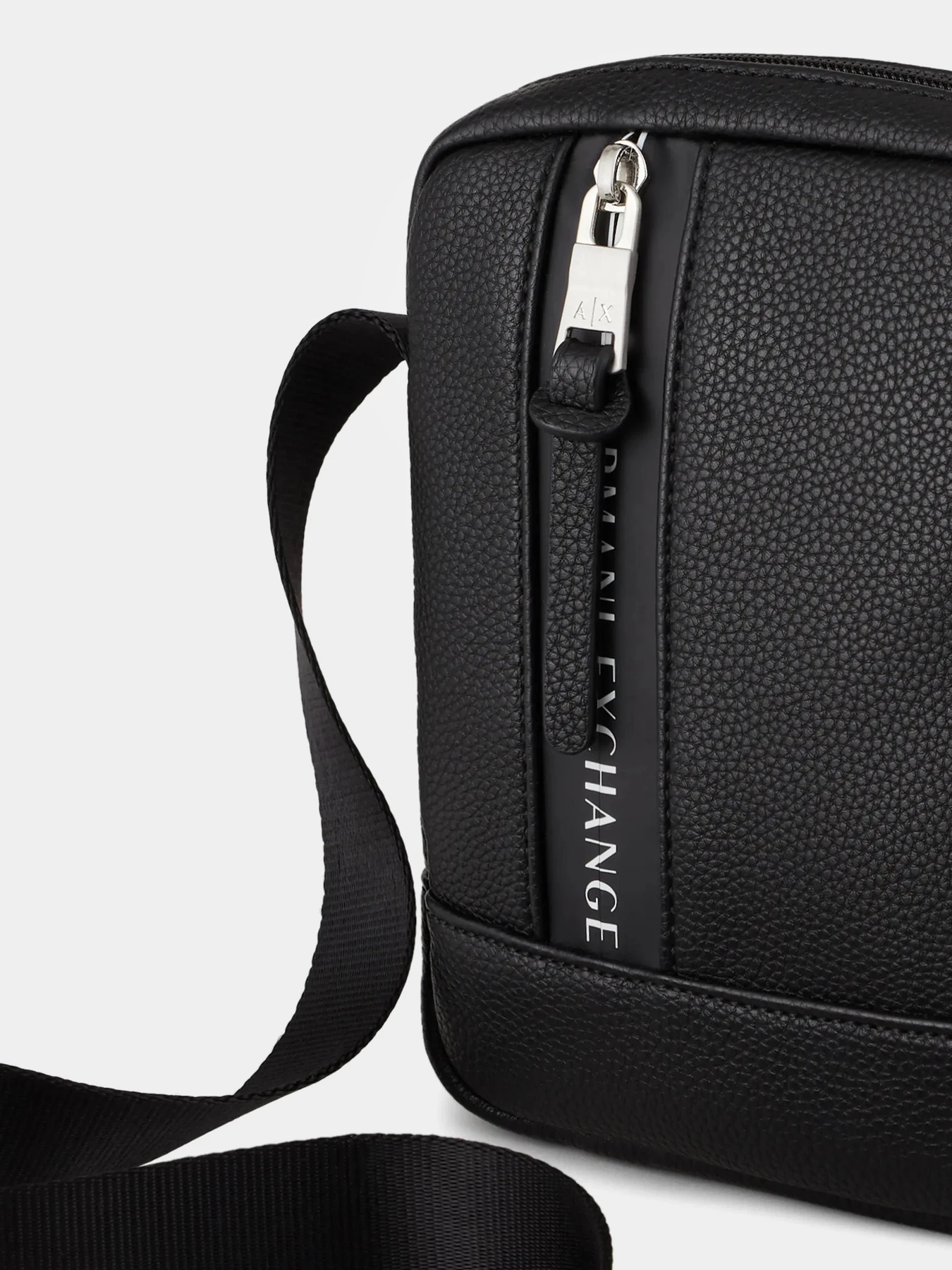 Сумки Armani Exchange модель 952493-3R832-00020 Фото