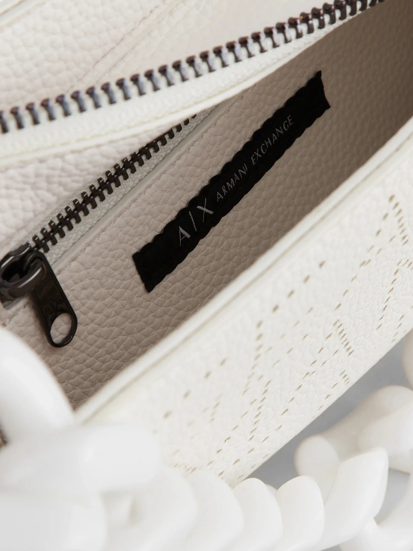 Сумки Armani Exchange модель 942798-3R713-26410 Сумки Armani Exchange модель 942798-3R713-26410 Фото