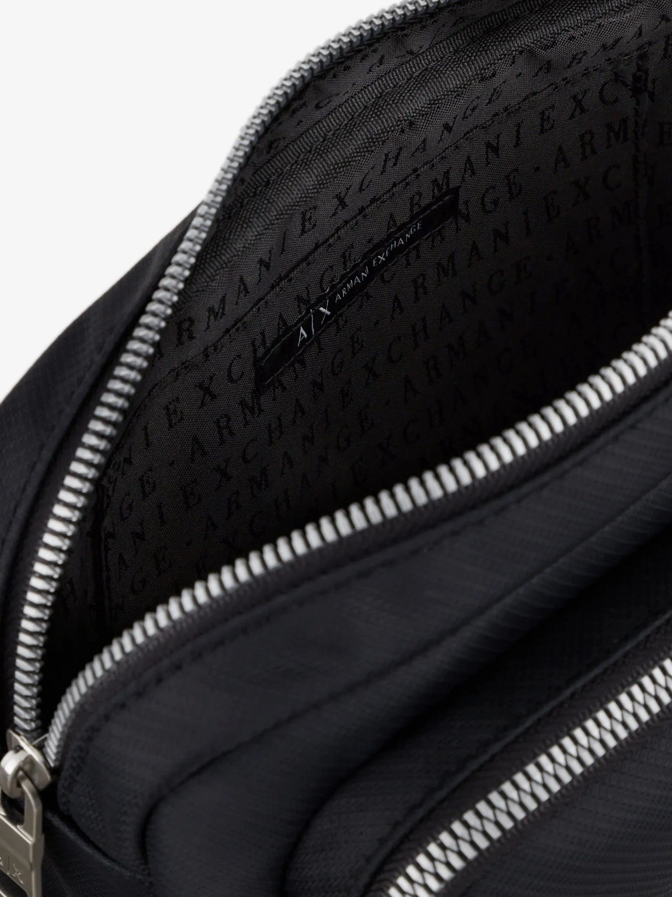Сумки Armani Exchange модель 952522-3R839-00020 Сумки Armani Exchange модель 952522-3R839-00020 Фото