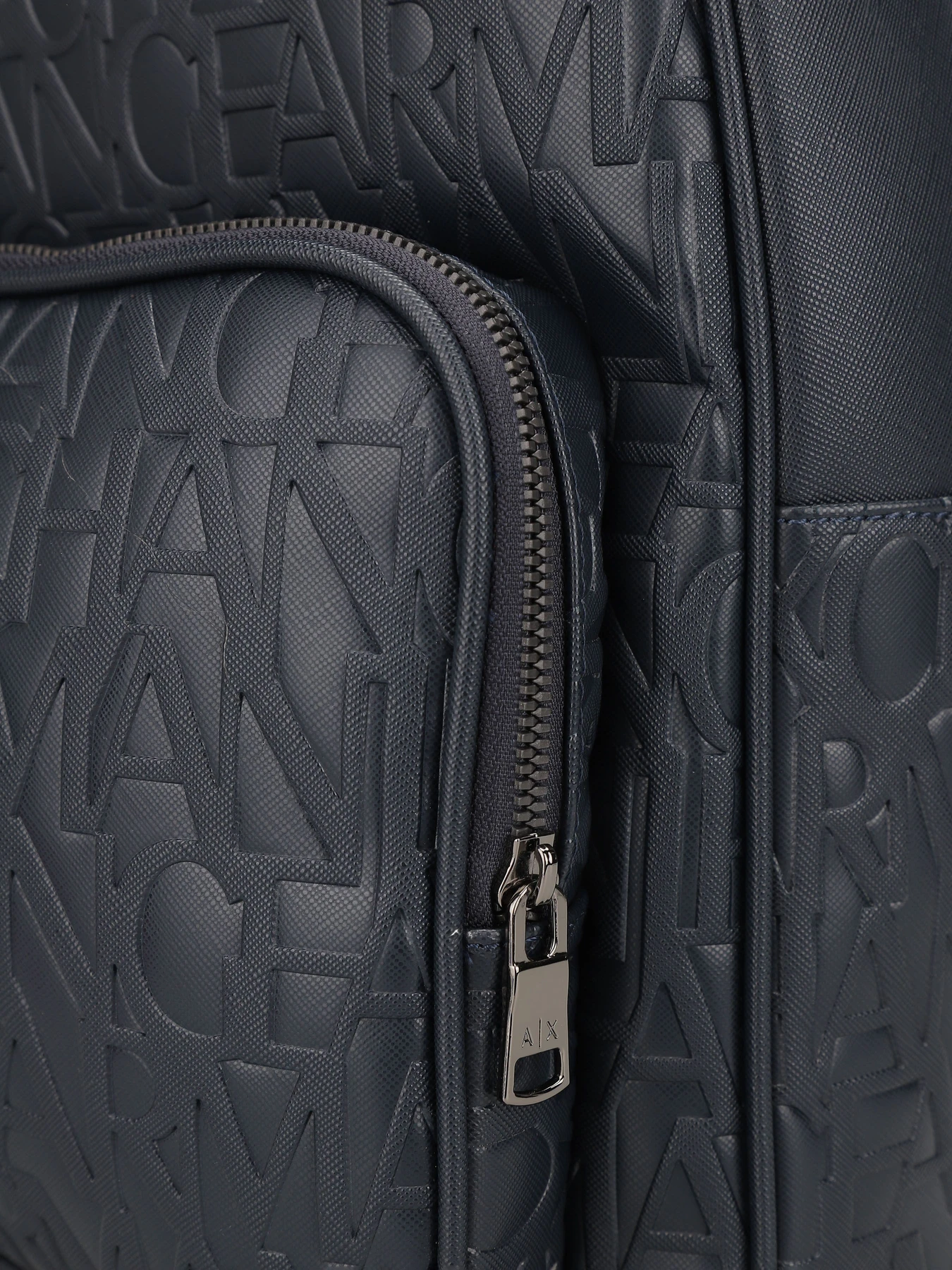 Рюкзаки Armani Exchange модель 952510-CC838-00035 Рюкзаки Armani Exchange модель 952510-CC838-00035 Фото
