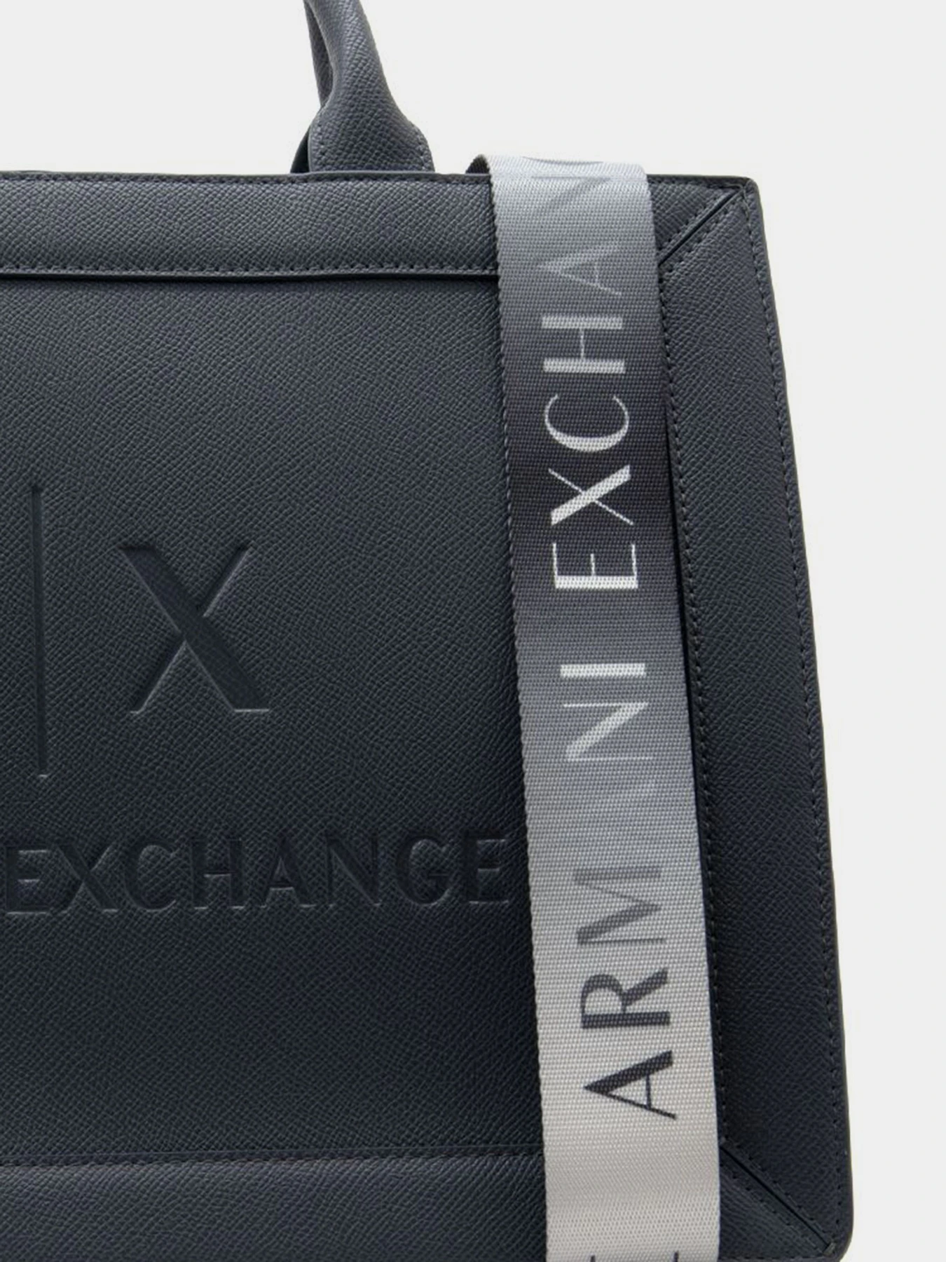 Сумки Armani Exchange модель 942929-CC789-27444 Фото