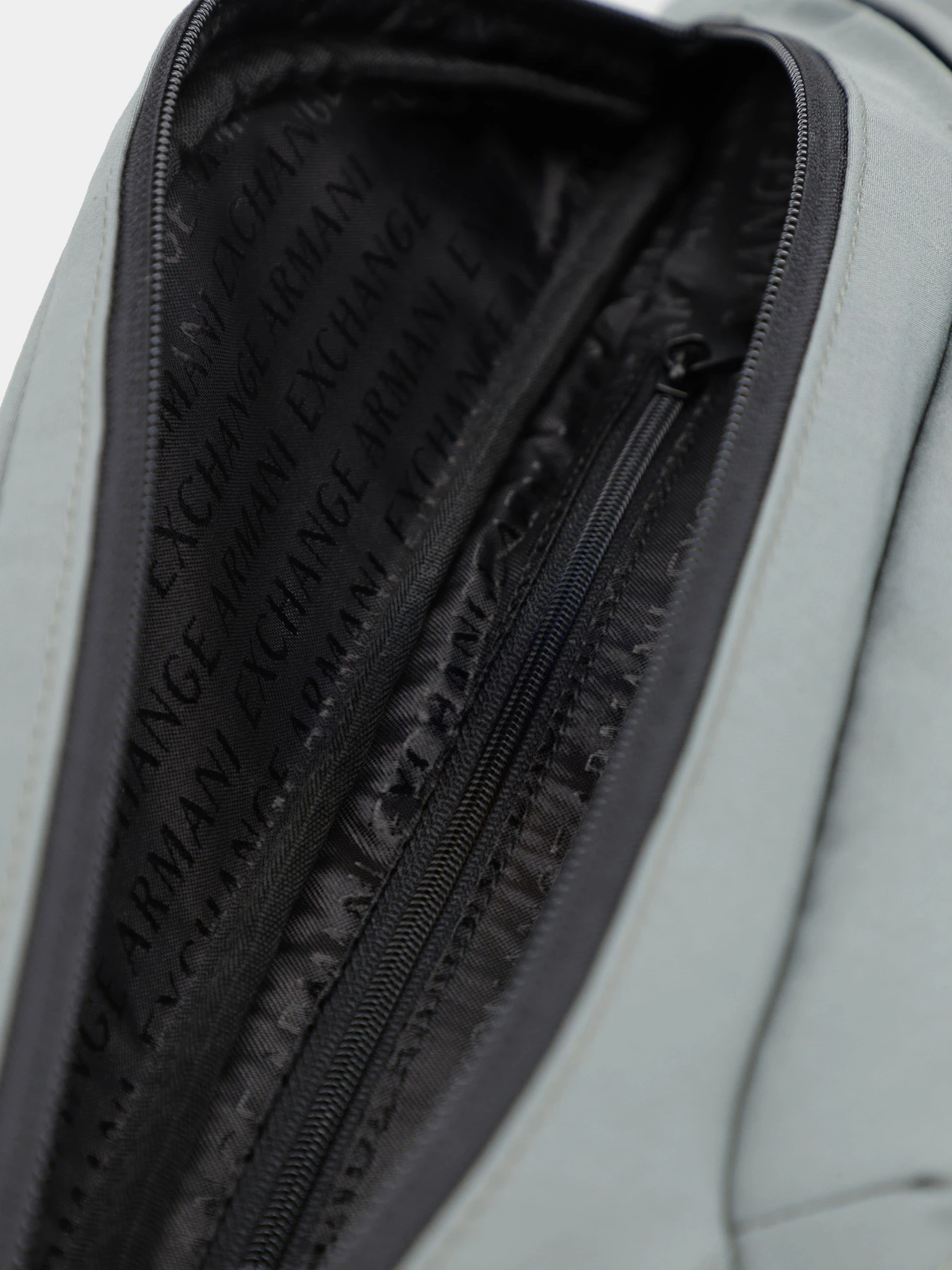 Сумки Armani Exchange модель 952619-4R832-44984 Сумки Armani Exchange модель 952619-4R832-44984 Фото