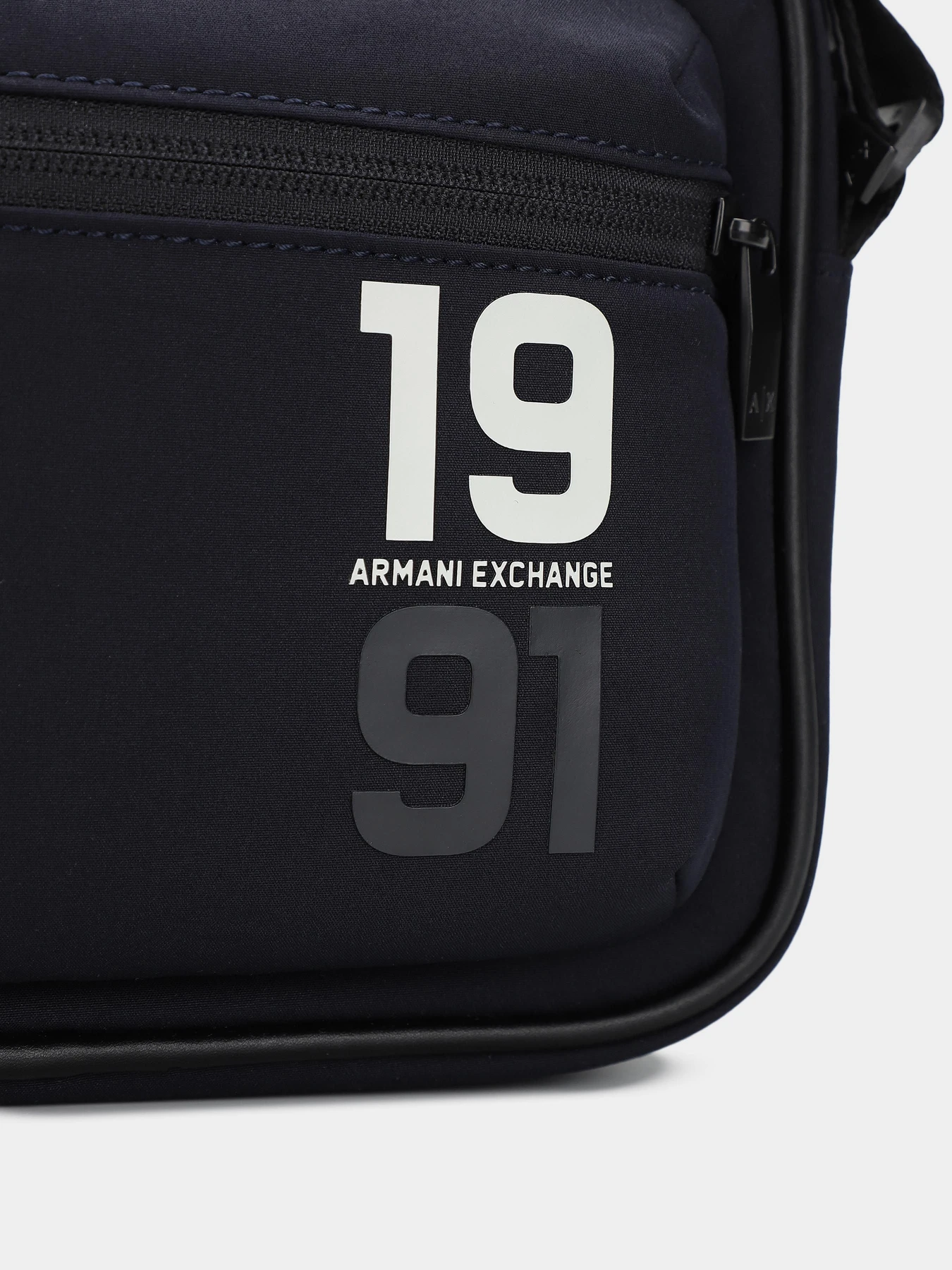 Сумки Armani Exchange модель 952620-4R832-00035 Сумки Armani Exchange модель 952620-4R832-00035 Фото