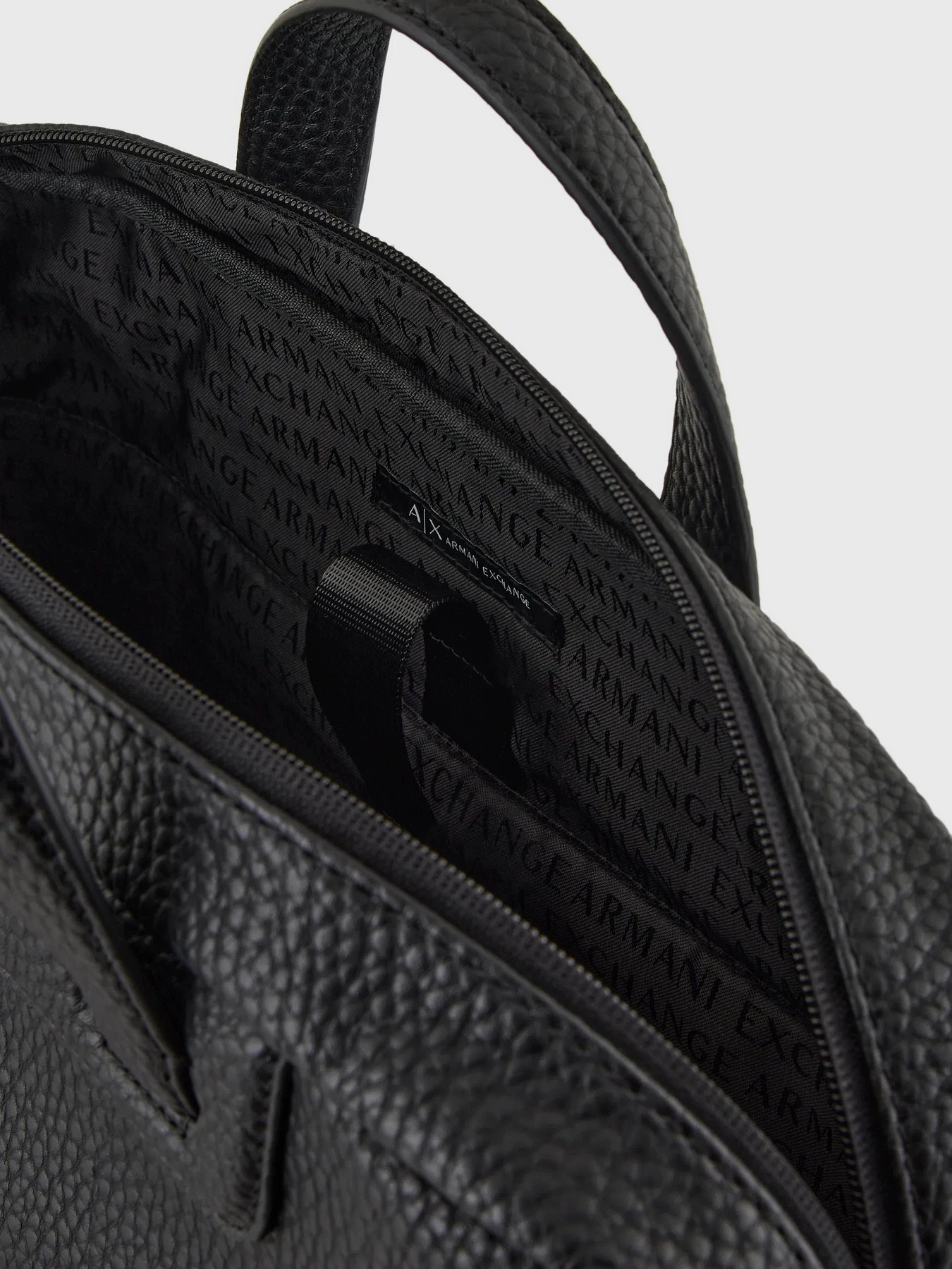 Сумки Armani Exchange Essential модель 952653-CC828-00020 Сумки Armani Exchange Essential модель 952653-CC828-00020 Фото