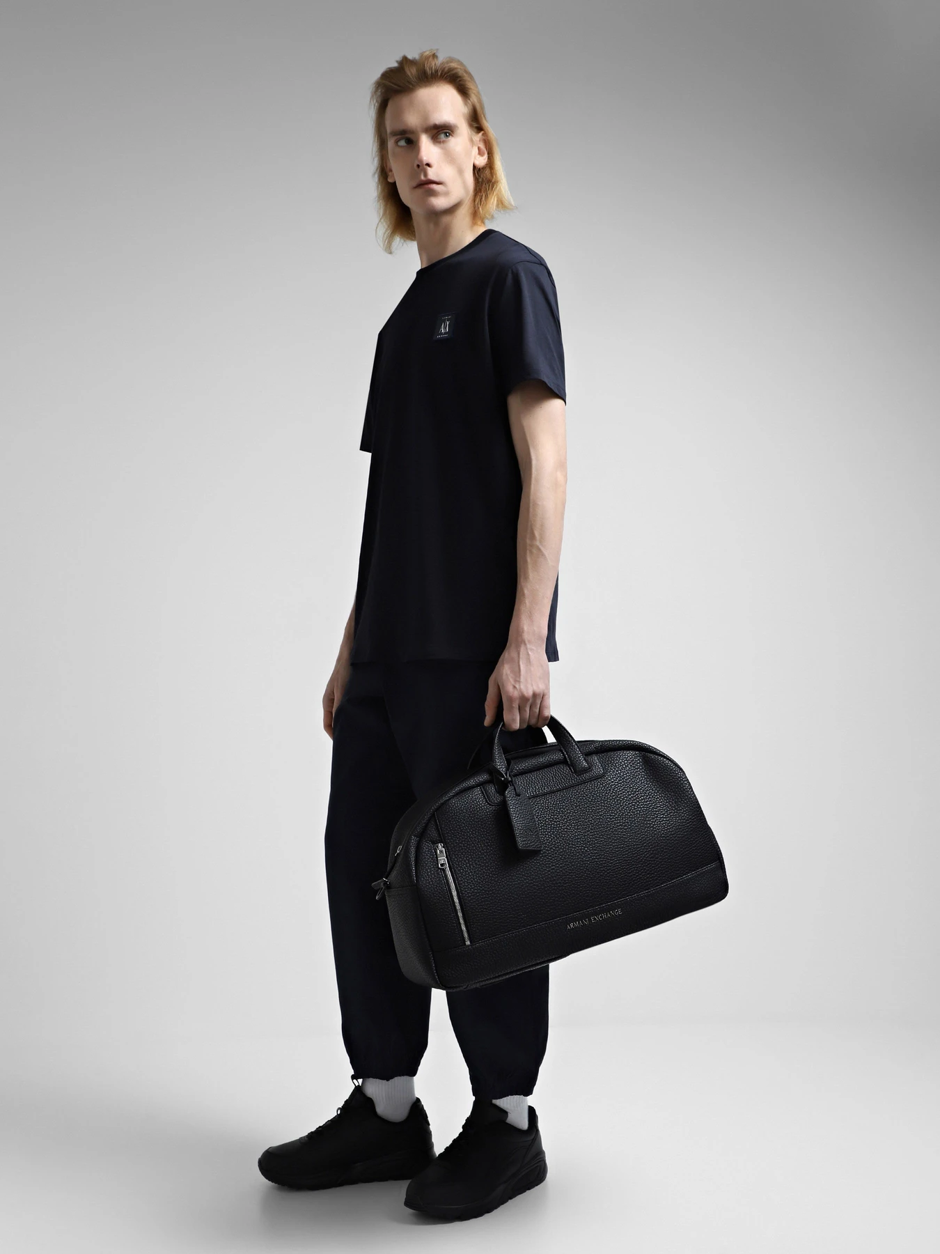 Дорожные сумки и чемоданы Armani Exchange модель 952654-CC828-00020 Дорожные сумки и чемоданы Armani Exchange модель 952654-CC828-00020 Фото