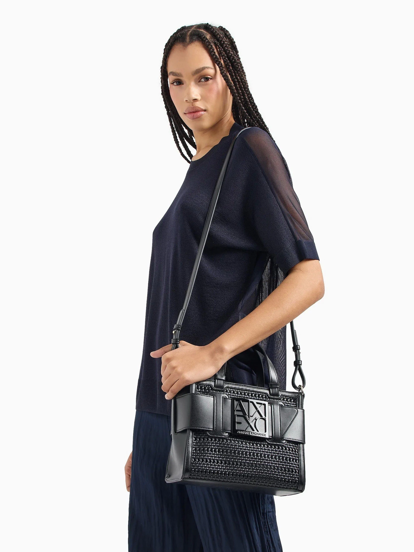 Сумки Armani Exchange модель 942690-4R736-00020 Фото