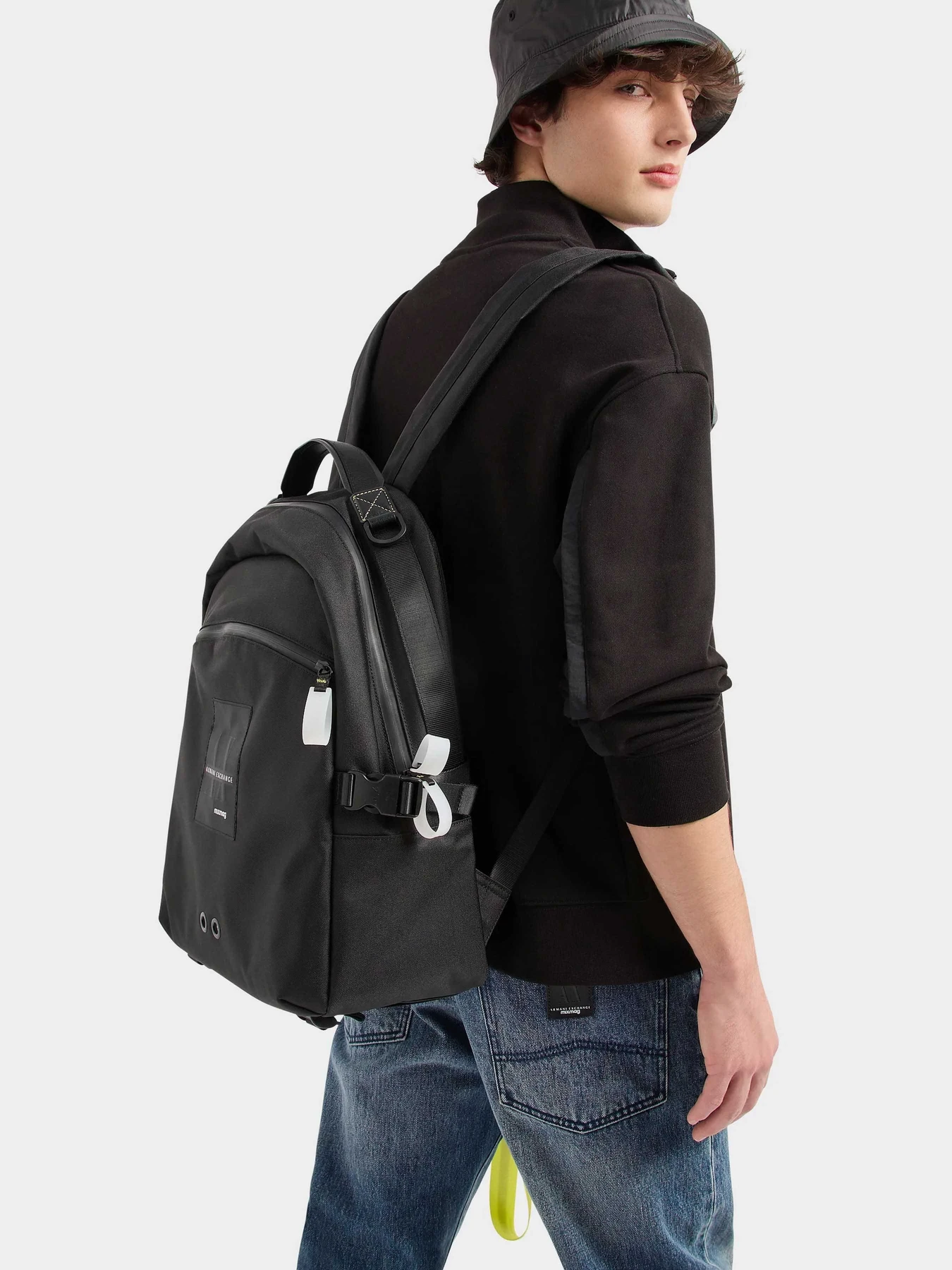 Рюкзаки Armani Exchange модель 952639-4R838-00020 Рюкзаки Armani Exchange модель 952639-4R838-00020 Фото