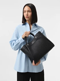 Сумки Armani Exchange модель 942910-4R744-00020 Фото