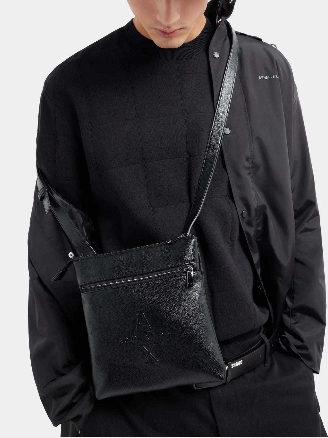 Сумки Armani Exchange модель 952460-4F884-00020 Фото
