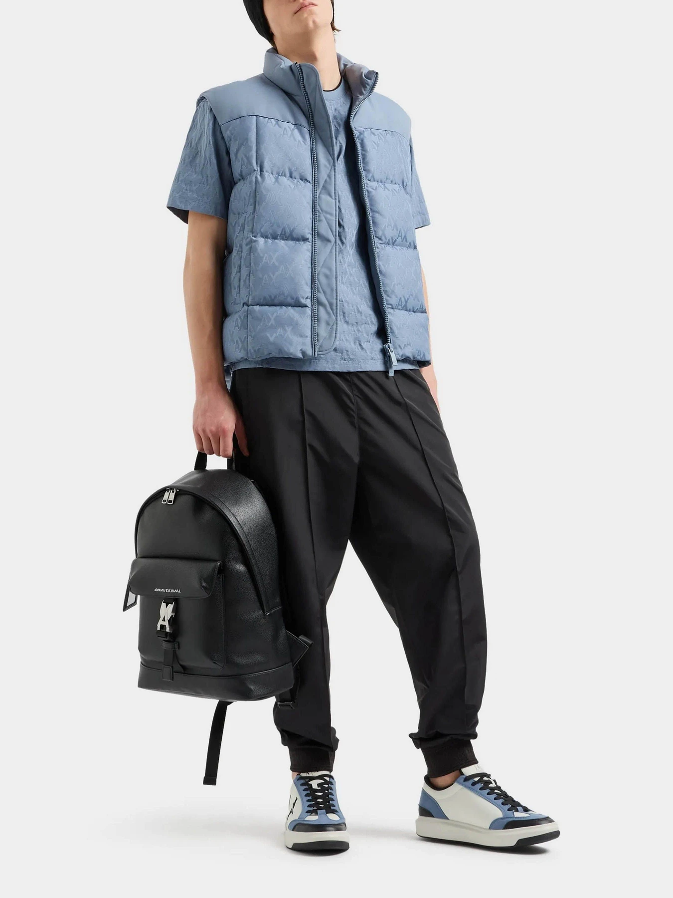 Рюкзаки Armani Exchange модель 952665-4F864-00020 Рюкзаки Armani Exchange модель 952665-4F864-00020 Фото
