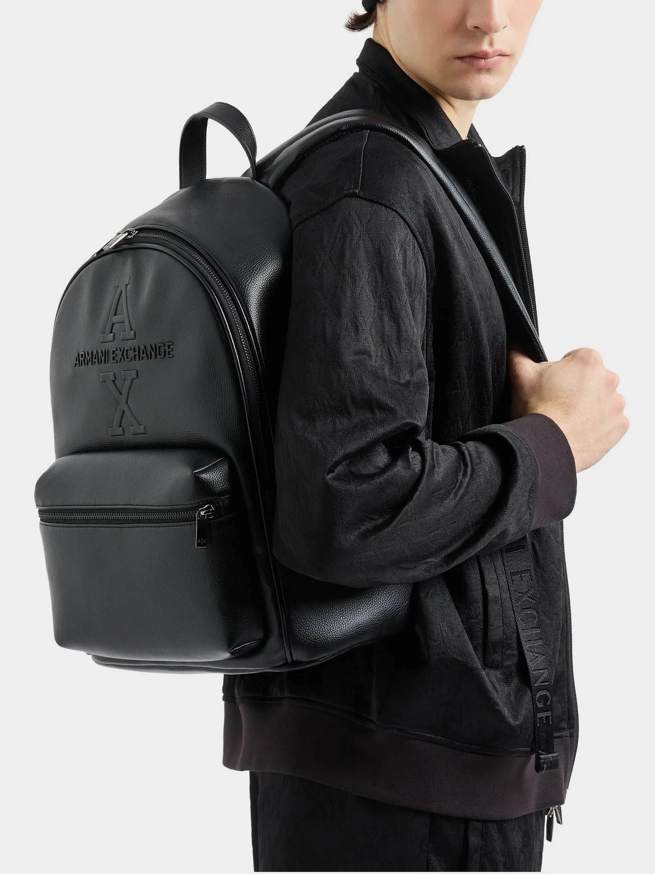 Рюкзаки Armani Exchange модель 952689-4F884-00020 Рюкзаки Armani Exchange модель 952689-4F884-00020 Фото