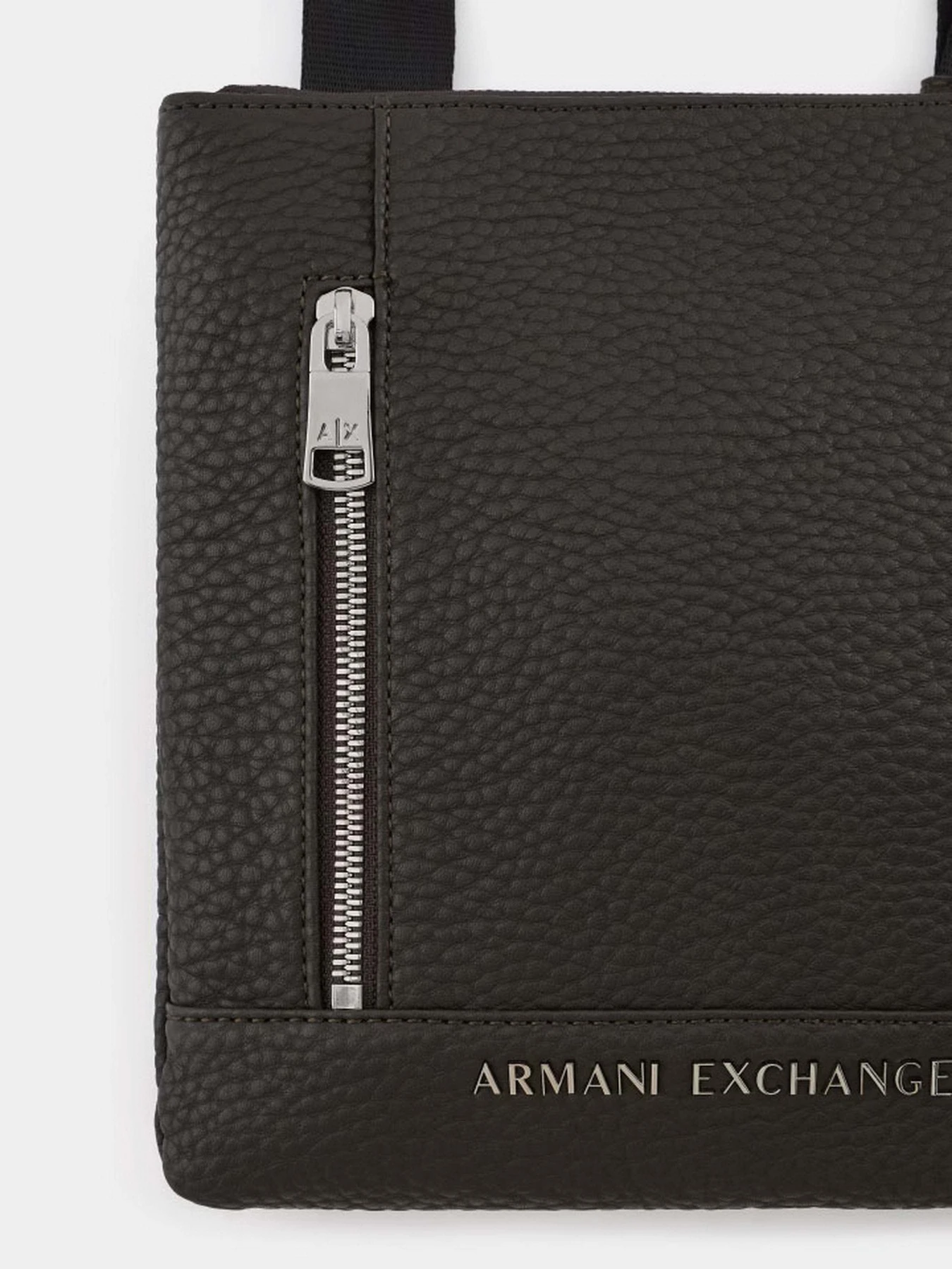 Сумки Armani Exchange модель 952652-CC828-32840 Сумки Armani Exchange модель 952652-CC828-32840 Фото