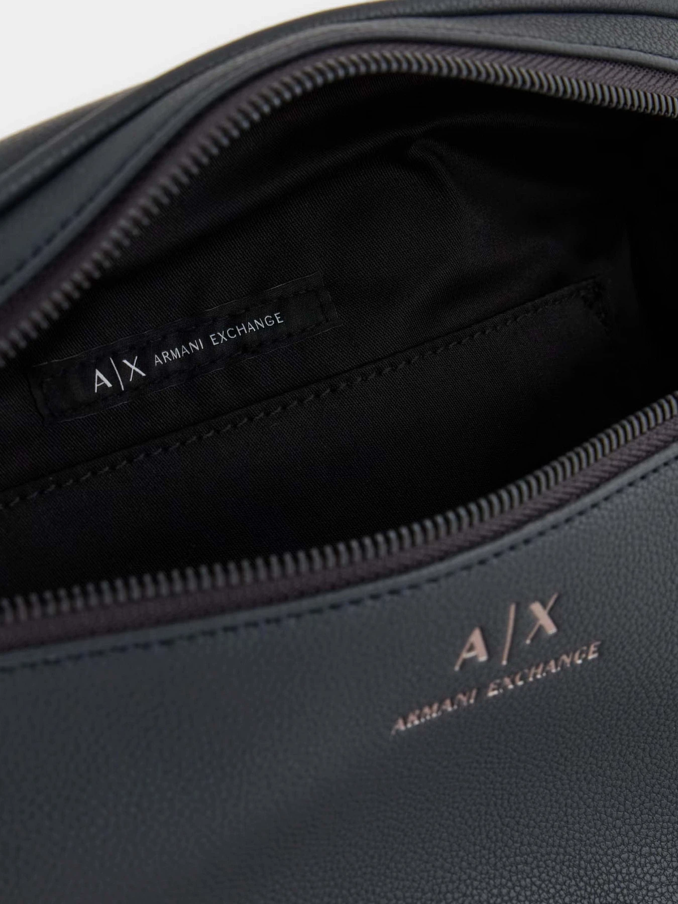 Сумки Armani Exchange Essential модель 952398-CC830-00035 Сумки Armani Exchange Essential модель 952398-CC830-00035 Фото