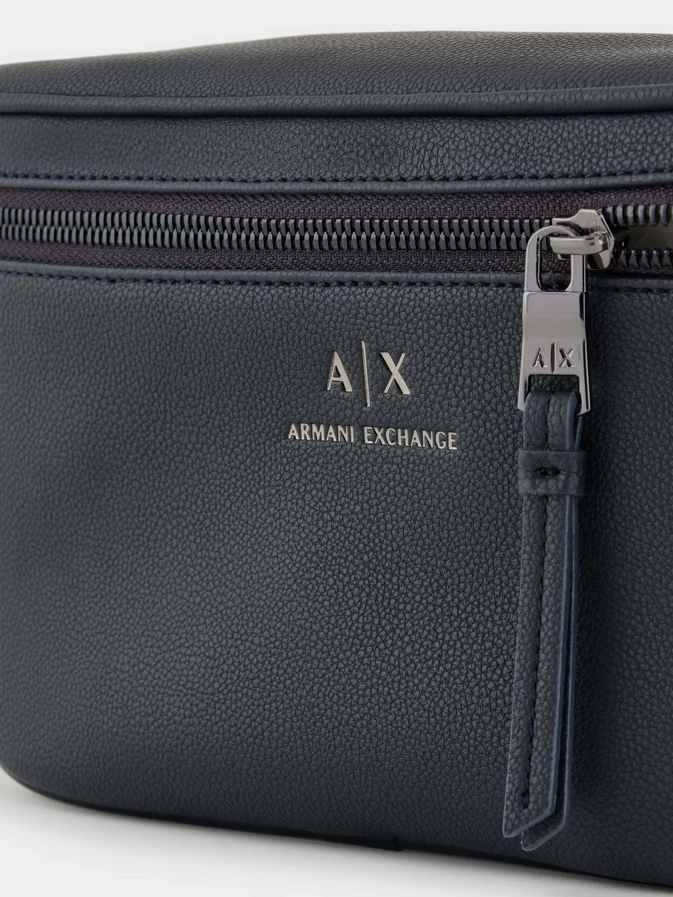 Сумки Armani Exchange Essential модель 952398-CC830-00035 Сумки Armani Exchange Essential модель 952398-CC830-00035 Фото