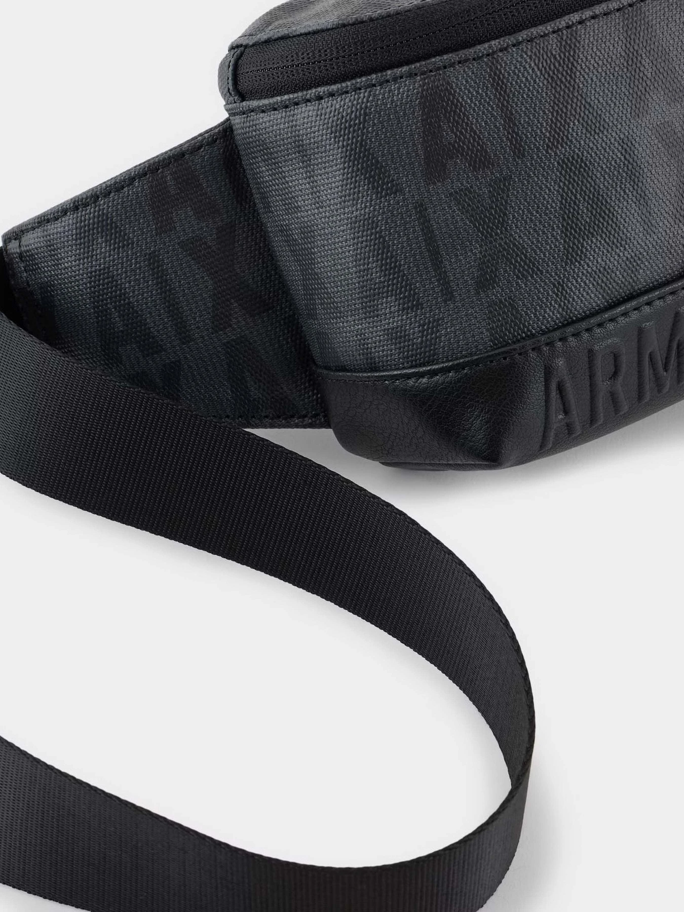 Сумки Armani Exchange модель 952701-4F865-21742 Сумки Armani Exchange модель 952701-4F865-21742 Фото