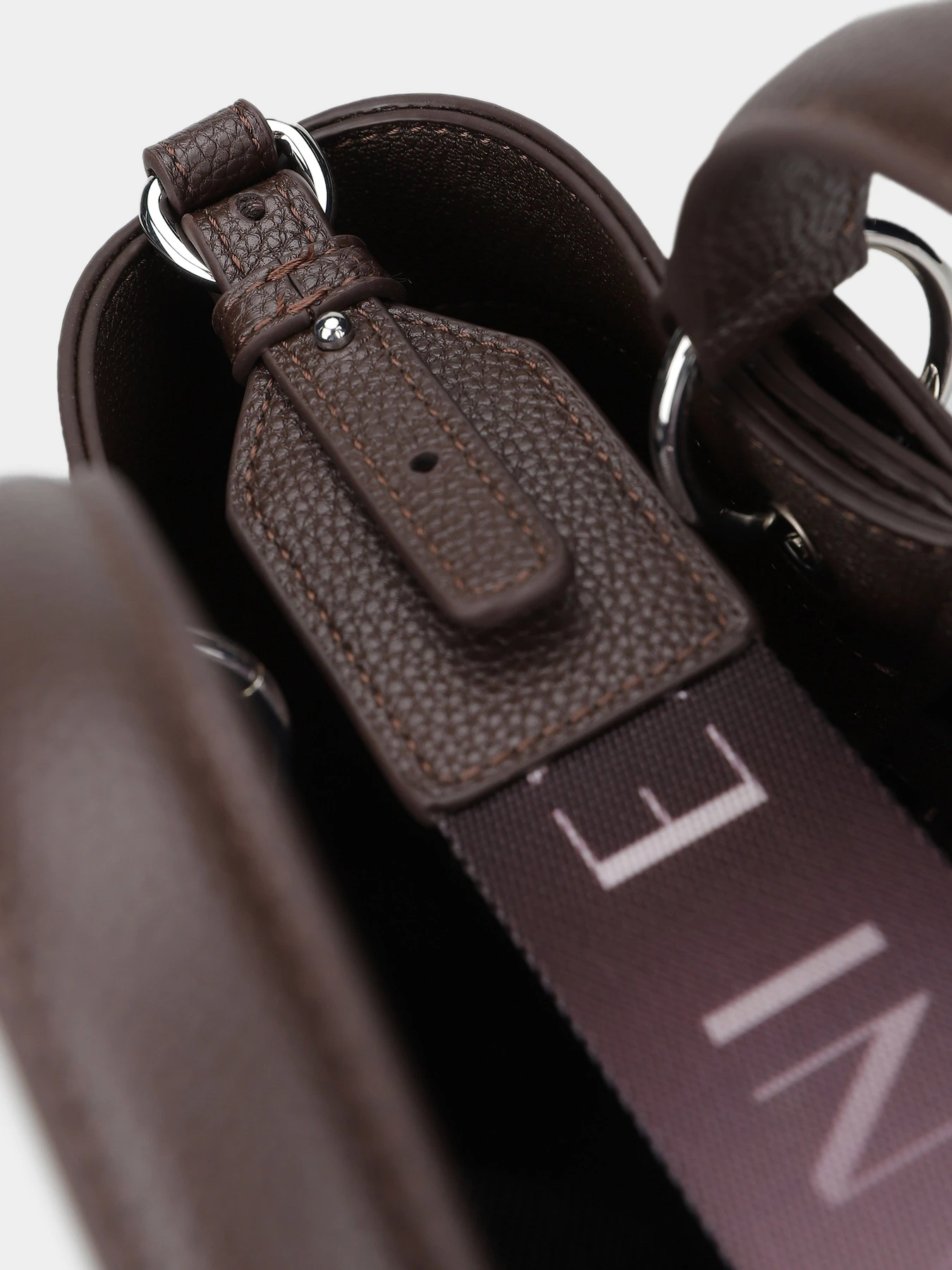 Сумки Armani Exchange Essential модель 942911-CC783-04759 Сумки Armani Exchange Essential модель 942911-CC783-04759 Фото