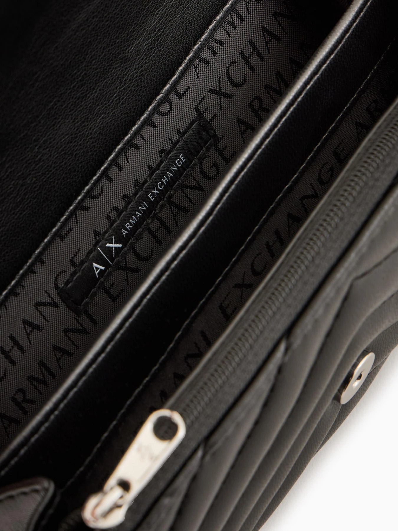 Сумки Armani Exchange модель 948481-4R742-00020 Сумки Armani Exchange модель 948481-4R742-00020 Фото