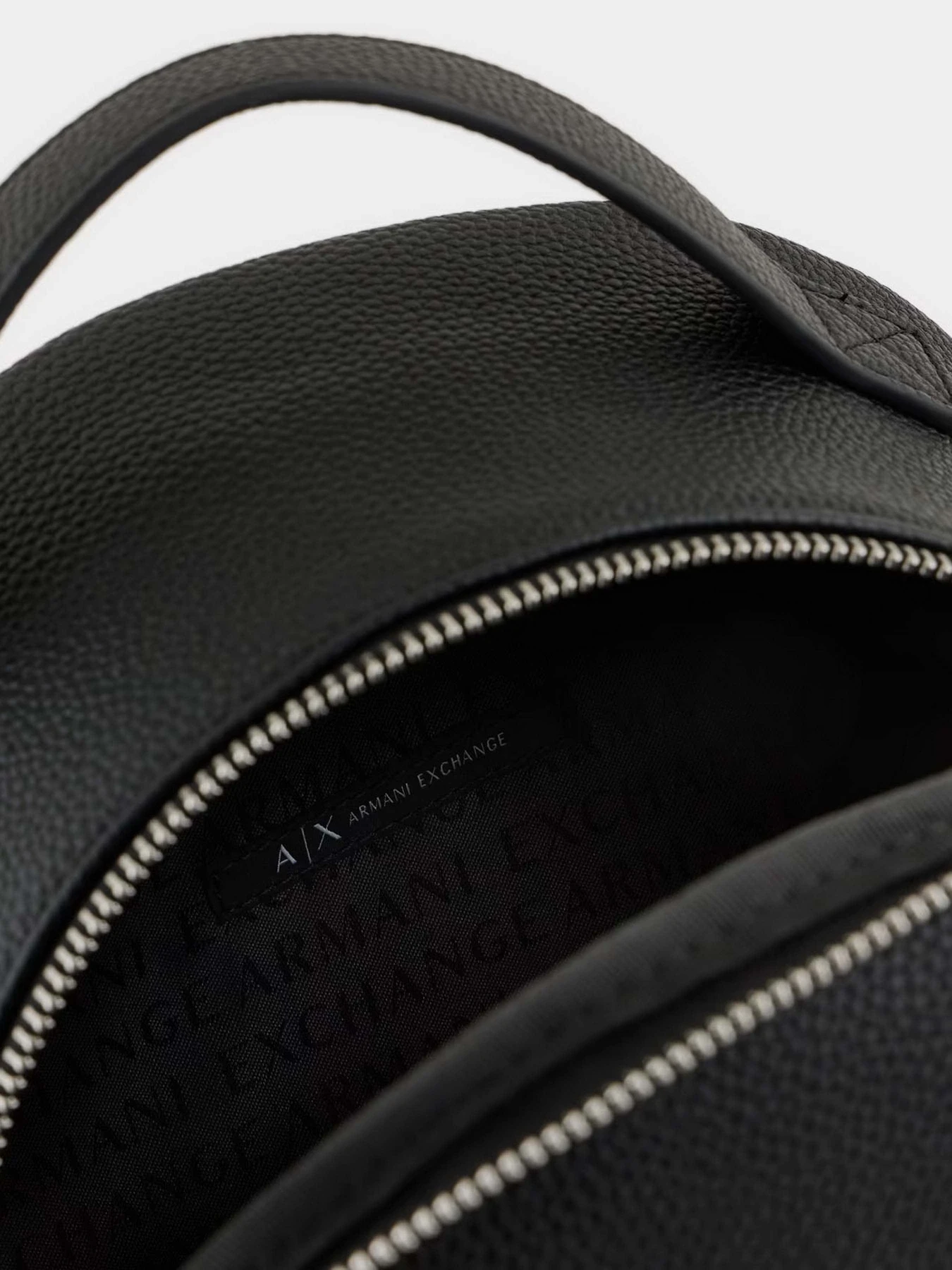Рюкзаки Armani Exchange Essential модель 949197-CC783-00020 Рюкзаки Armani Exchange Essential модель 949197-CC783-00020 Фото