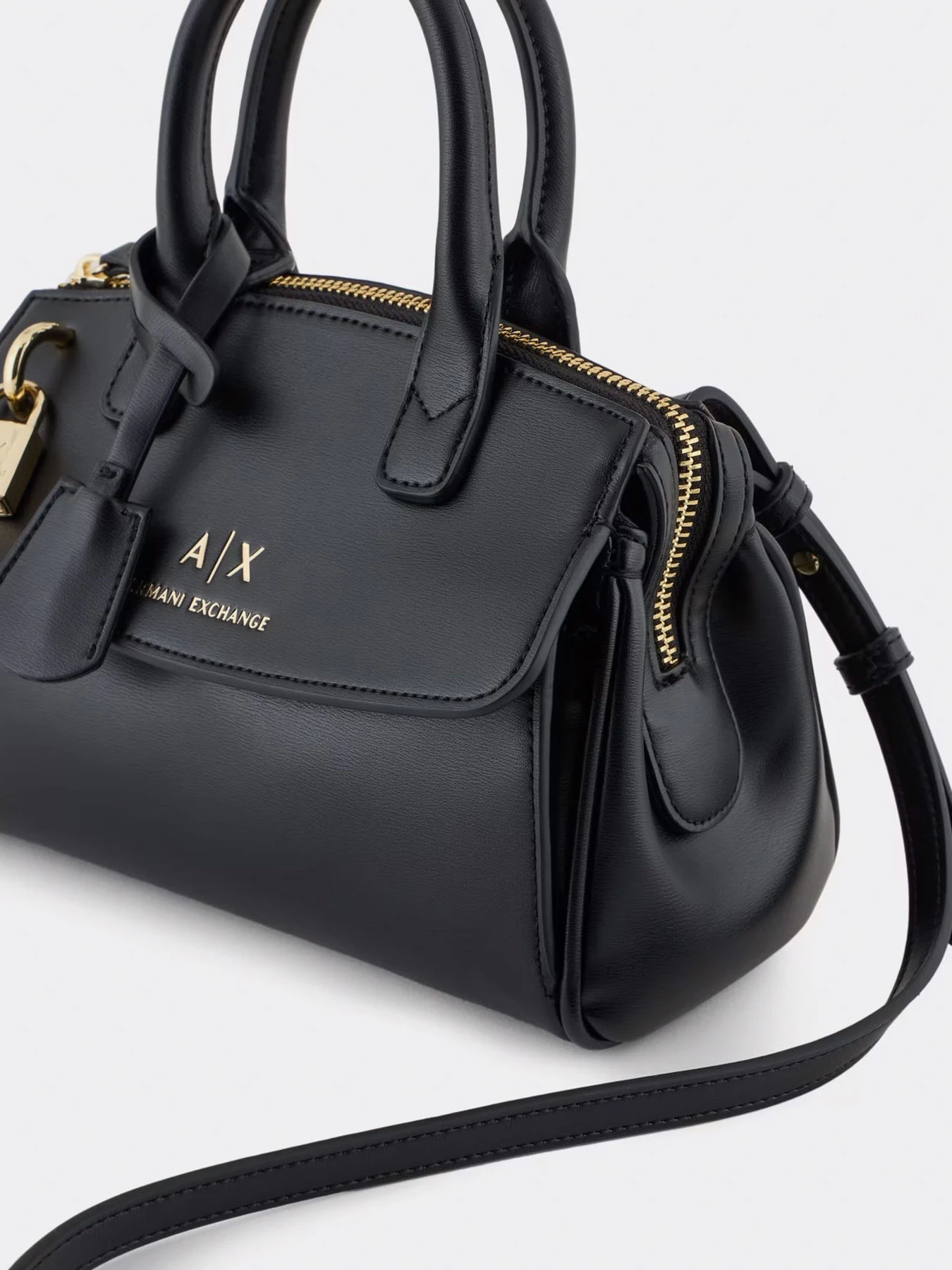 Сумки Armani Exchange модель XW000395-AF12040-UC001 Сумки Armani Exchange модель XW000395-AF12040-UC001 Фото
