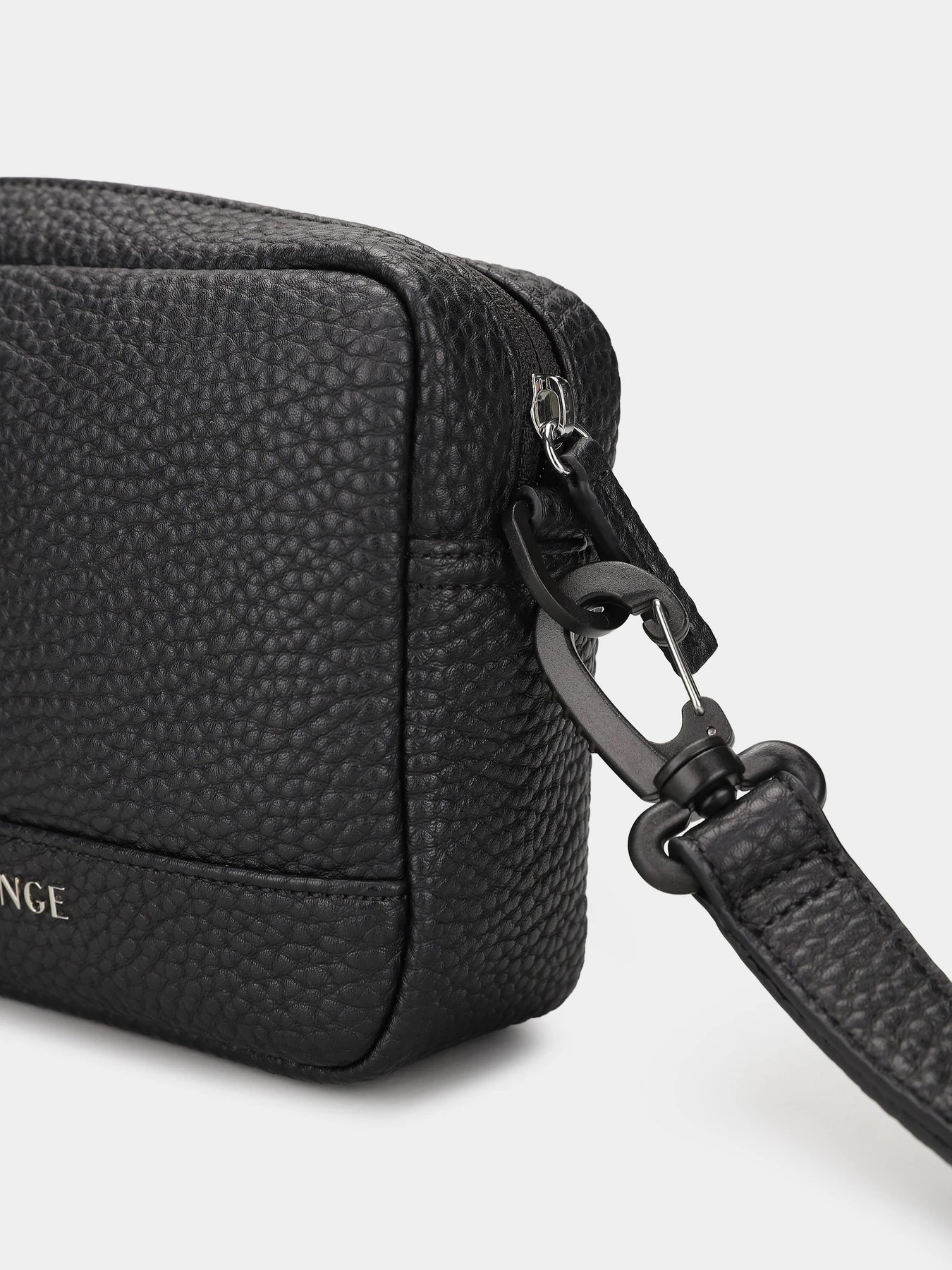 Сумки Armani Exchange модель 958542-CC828-00020 Сумки Armani Exchange модель 958542-CC828-00020 Фото
