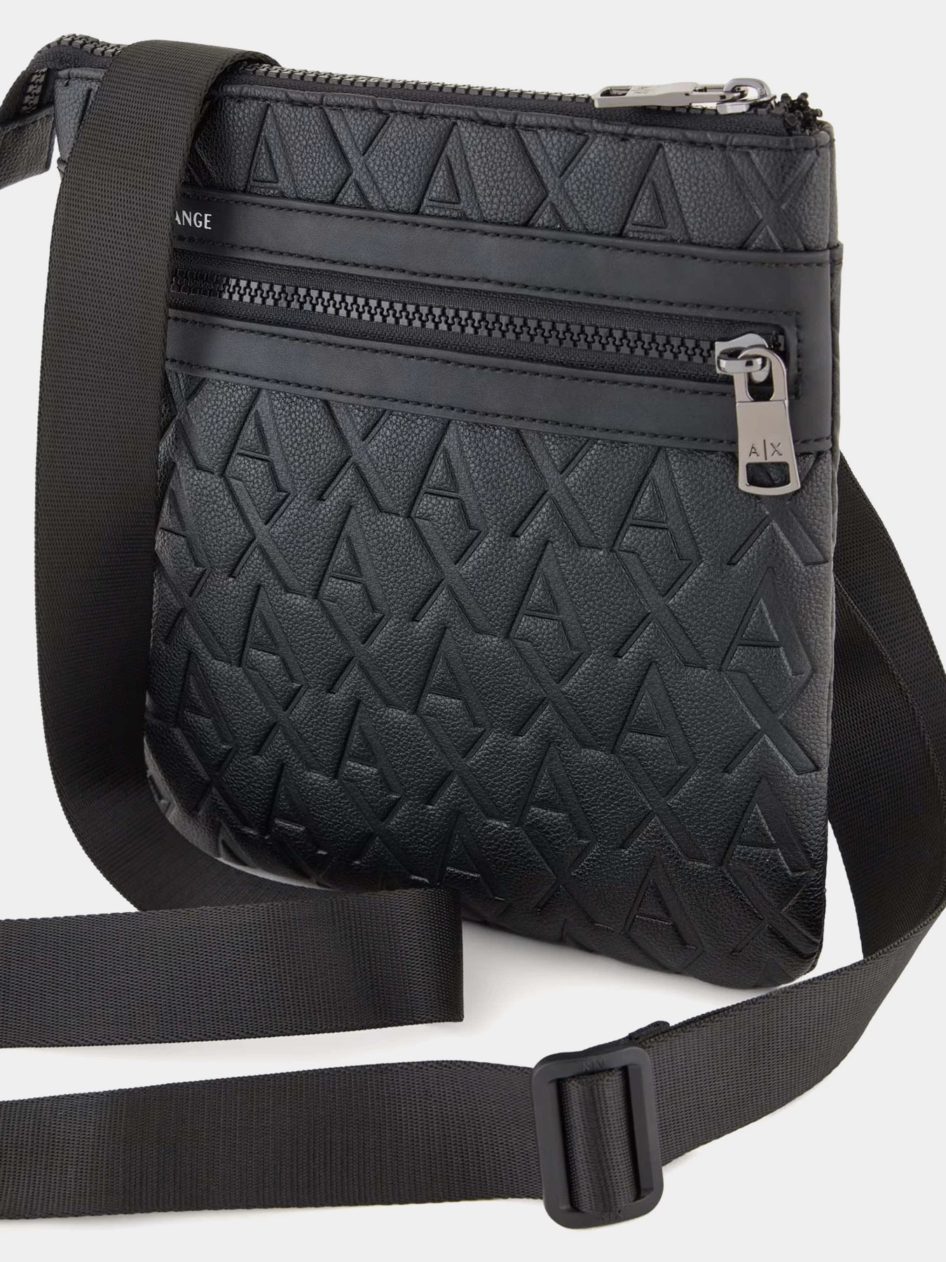 Сумки Armani Exchange модель XM000579-AF12133-UC001 Фото