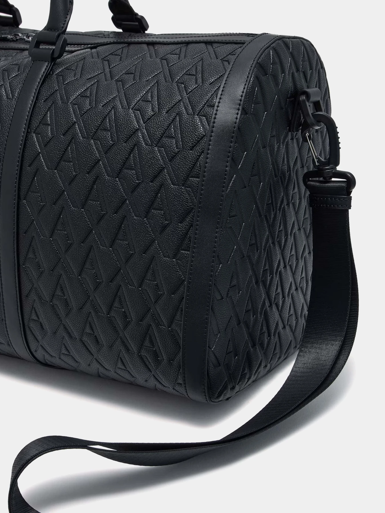 Дорожные сумки и чемоданы Armani Exchange модель XM000845-AF12133-UC001 Дорожные сумки и чемоданы Armani Exchange модель XM000845-AF12133-UC001 Фото
