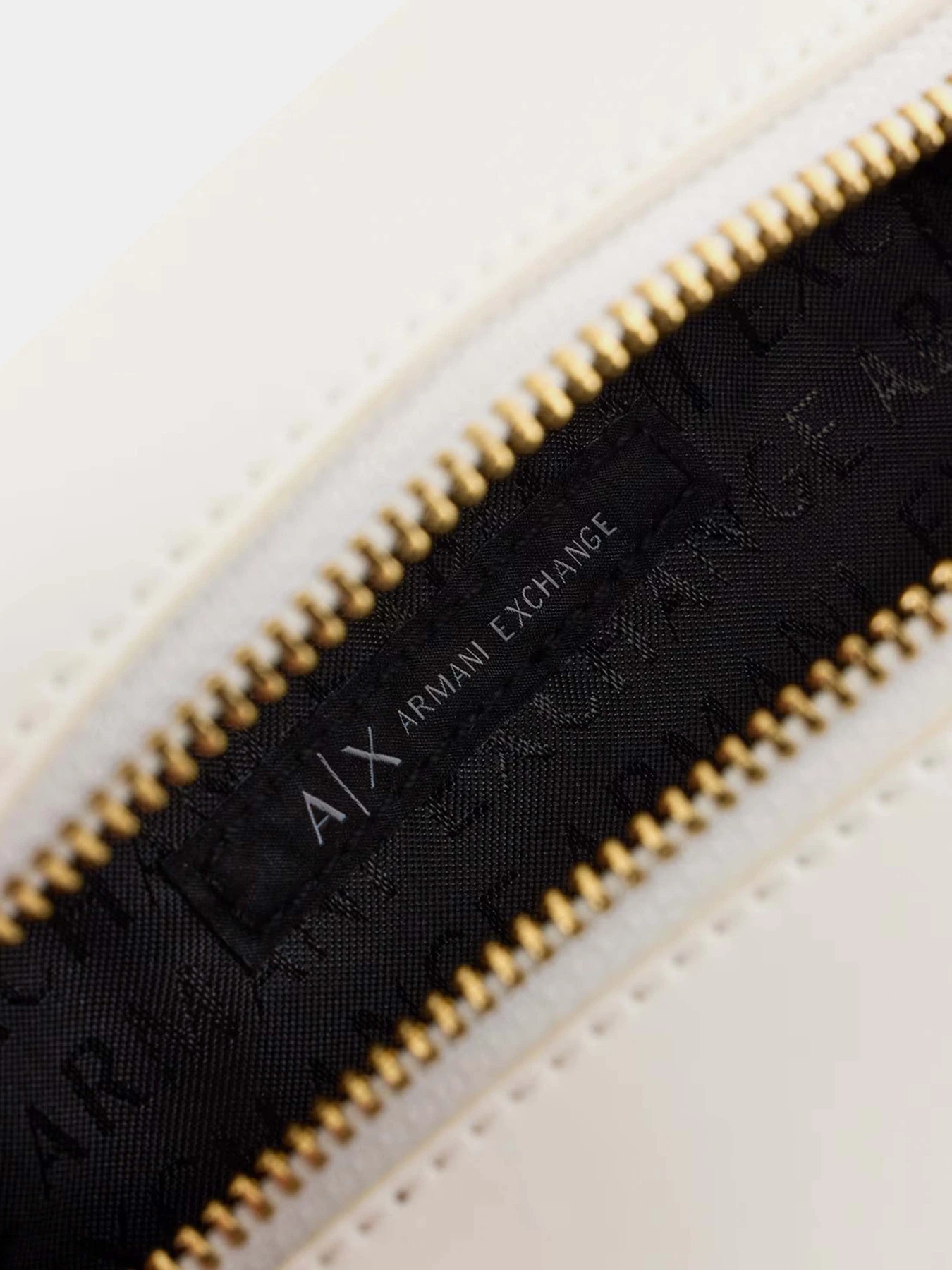 Сумки Armani Exchange модель XW000412-AF12153-U0003 Сумки Armani Exchange модель XW000412-AF12153-U0003 Фото