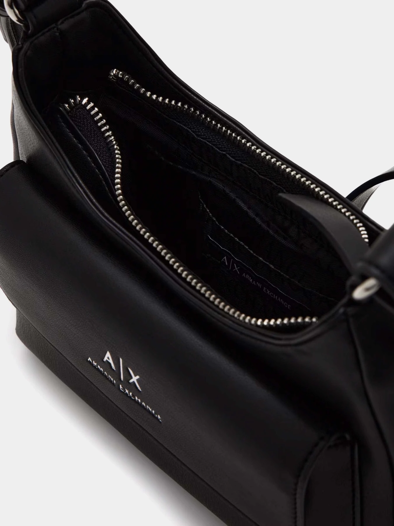 Сумки Armani Exchange модель XW000949-AF12589-UC001 Сумки Armani Exchange модель XW000949-AF12589-UC001 Фото