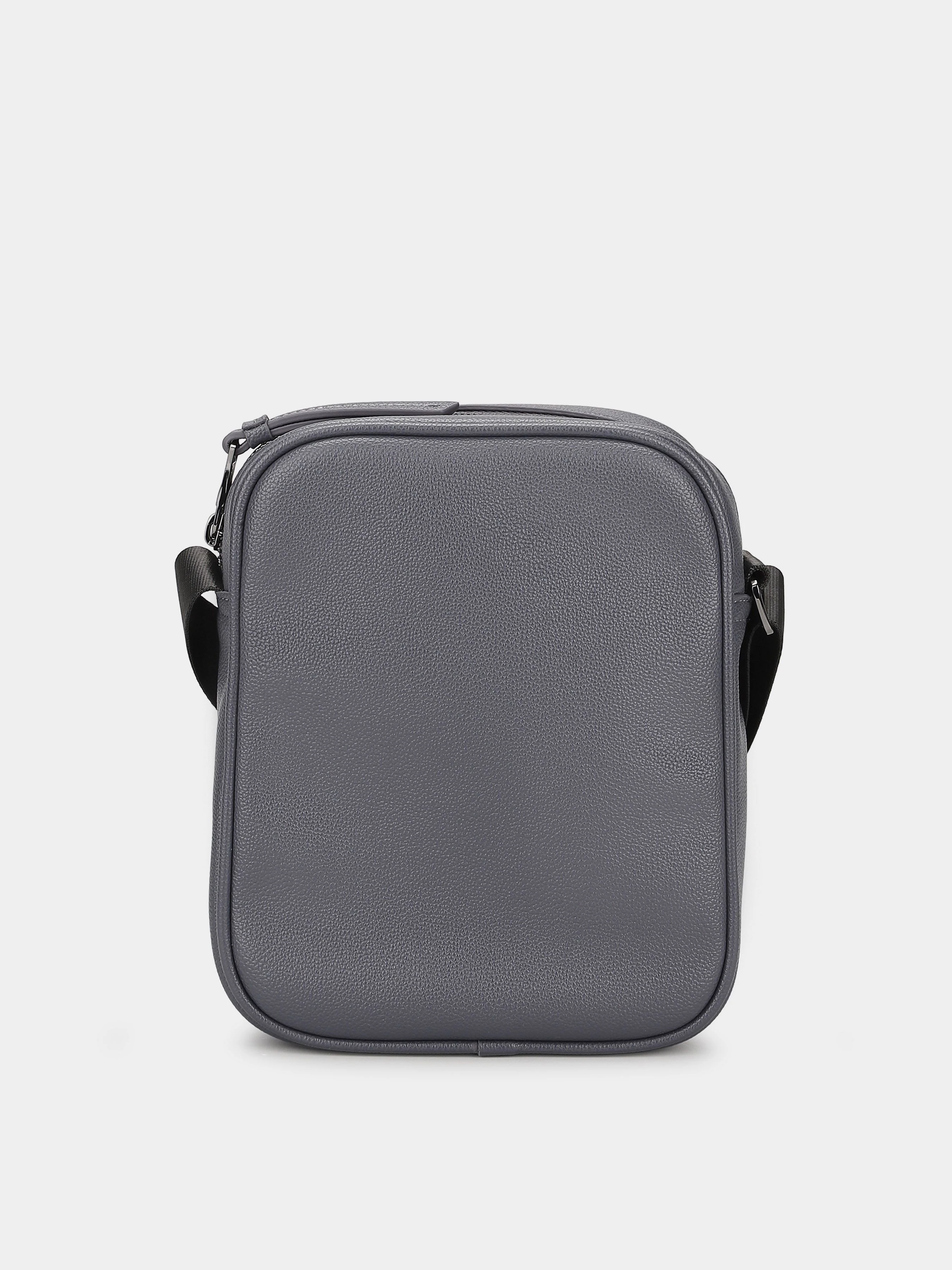Armani Exchange Мессенджер фото 3