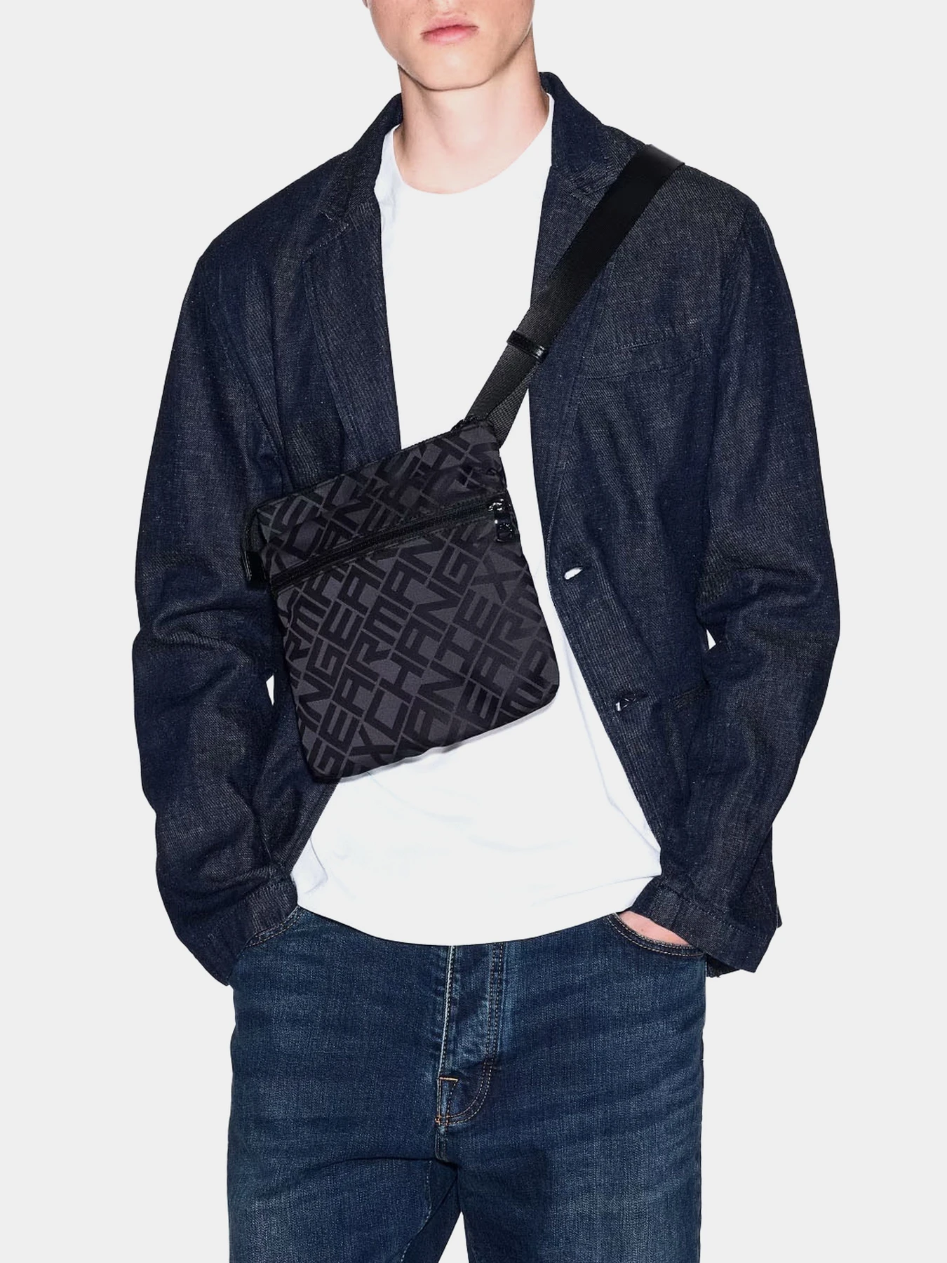 Сумки Armani Exchange модель XM000854-AF13926-FC013 Сумки Armani Exchange модель XM000854-AF13926-FC013 Фото