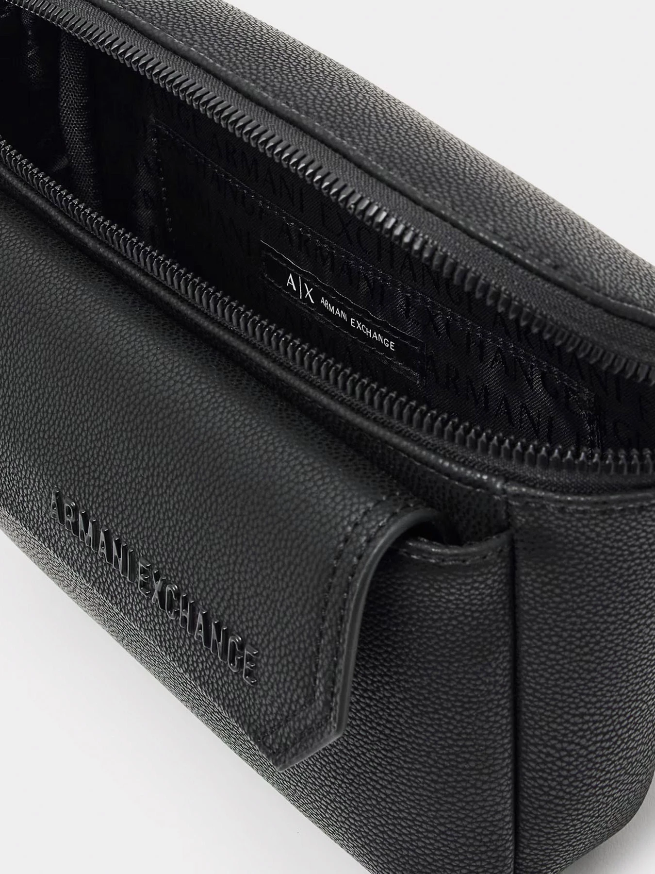 Сумки Armani Exchange модель XM001638-AF17090-UC001 Сумки Armani Exchange модель XM001638-AF17090-UC001 Фото
