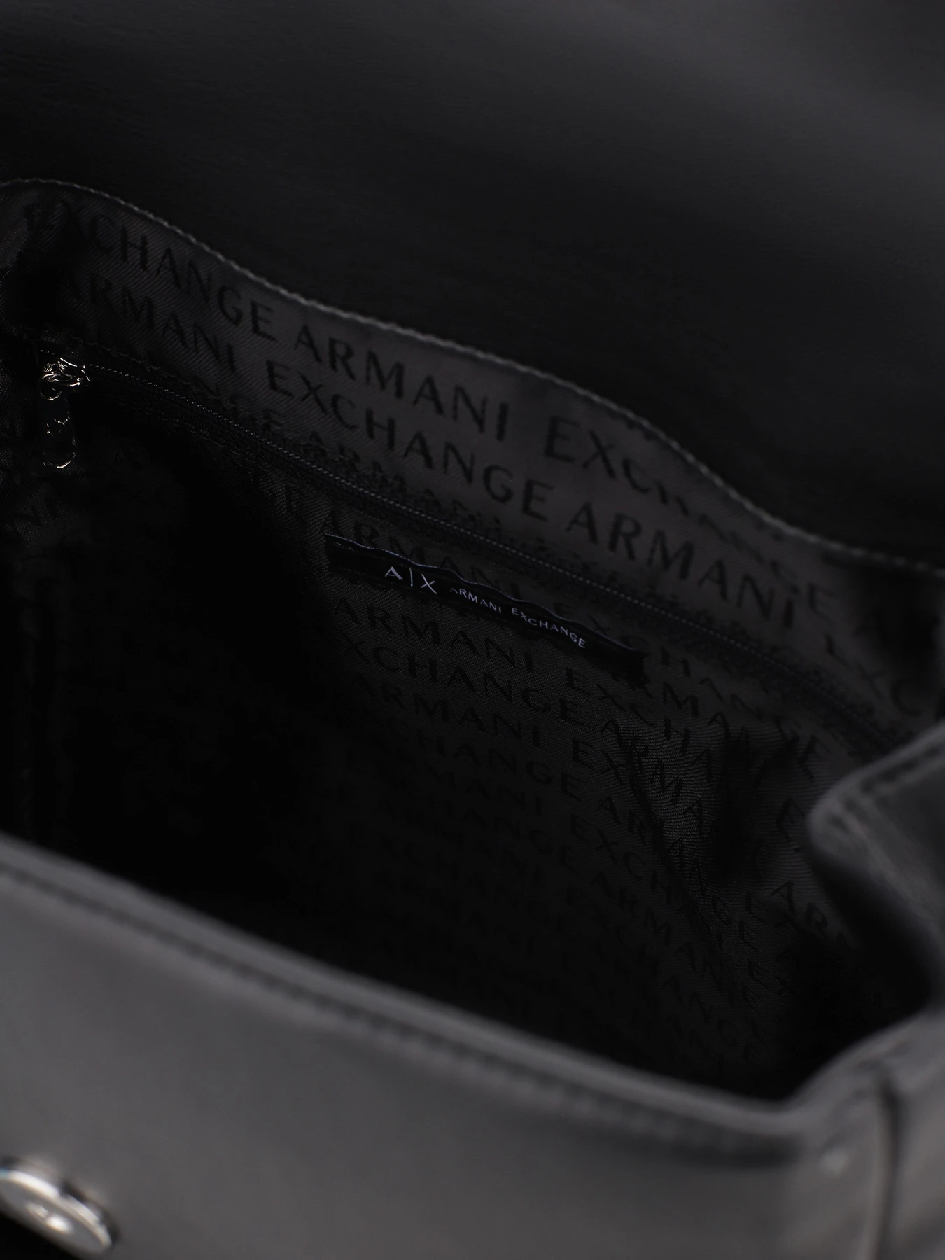 Рюкзаки Armani Exchange модель XW001923-AF12589-UC001 Фото