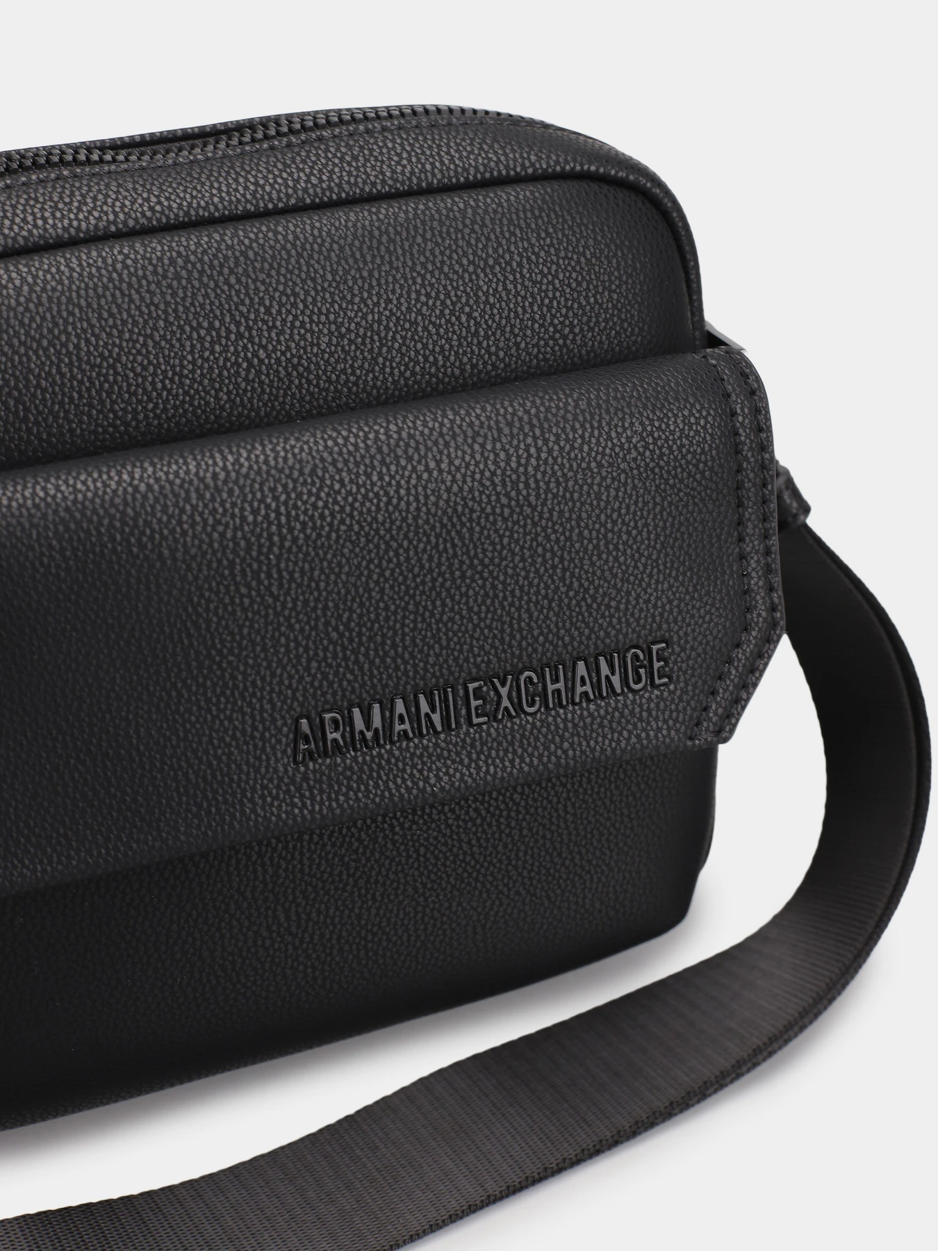 Сумки Armani Exchange модель XM001597-AF17090-UC001 Сумки Armani Exchange модель XM001597-AF17090-UC001 Фото