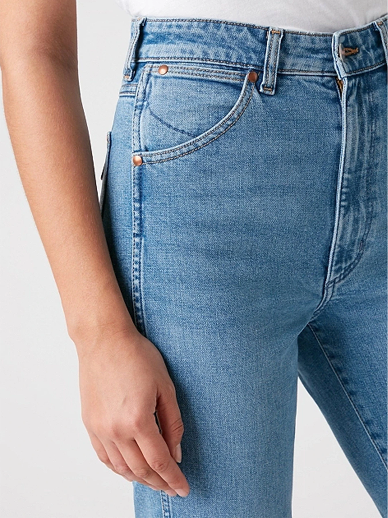 Джинсы Wrangler Slim модель W2WZUH24L_32 Джинсы Wrangler Slim модель W2WZUH24L_32 Фото