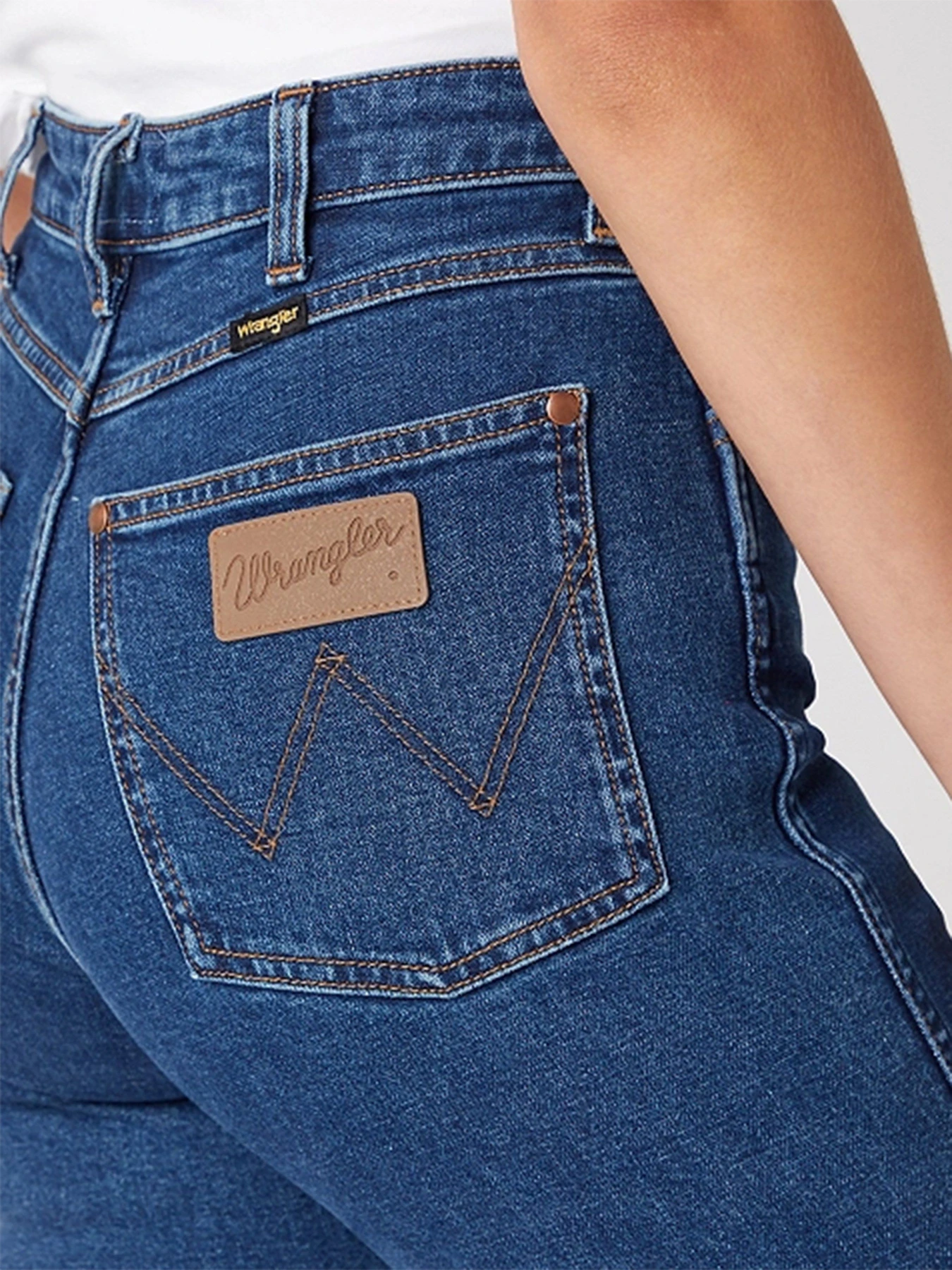 Джинсы Wrangler Straight модель W2WZUH923_32 Джинсы Wrangler Straight модель W2WZUH923_32 Фото