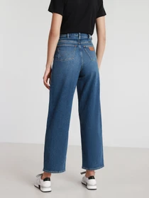 Джинсы Wrangler Wide Barrel модель W23DJH18G_32 Фото