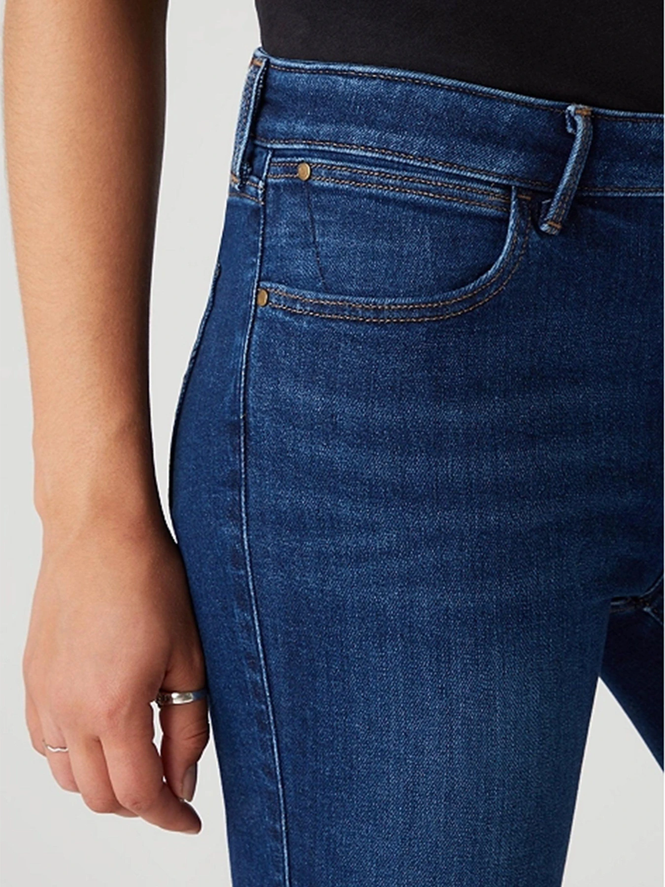 Джинсы Wrangler Skinny модель W28KZM232_32 Джинсы Wrangler Skinny модель W28KZM232_32 Фото