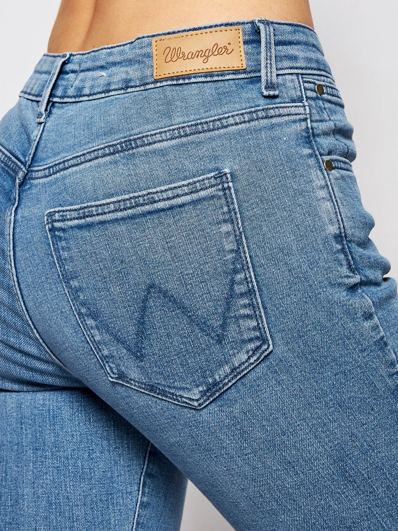 Джинсы Wrangler модель W28KKR29G_32 Джинсы Wrangler модель W28KKR29G_32 Фото
