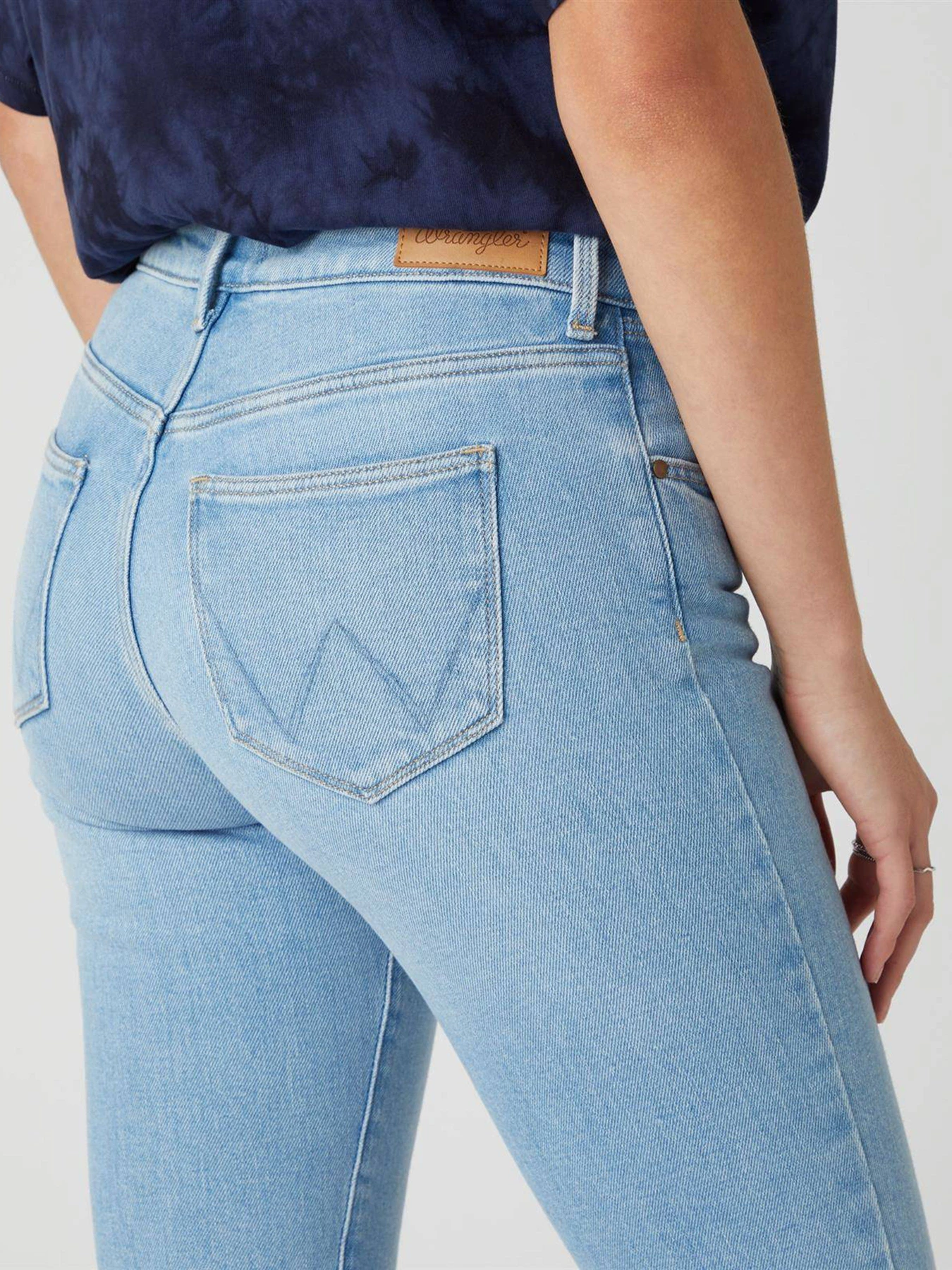 Джинсы Wrangler Slim модель W28LZH280_32 Джинсы Wrangler Slim модель W28LZH280_32 Фото