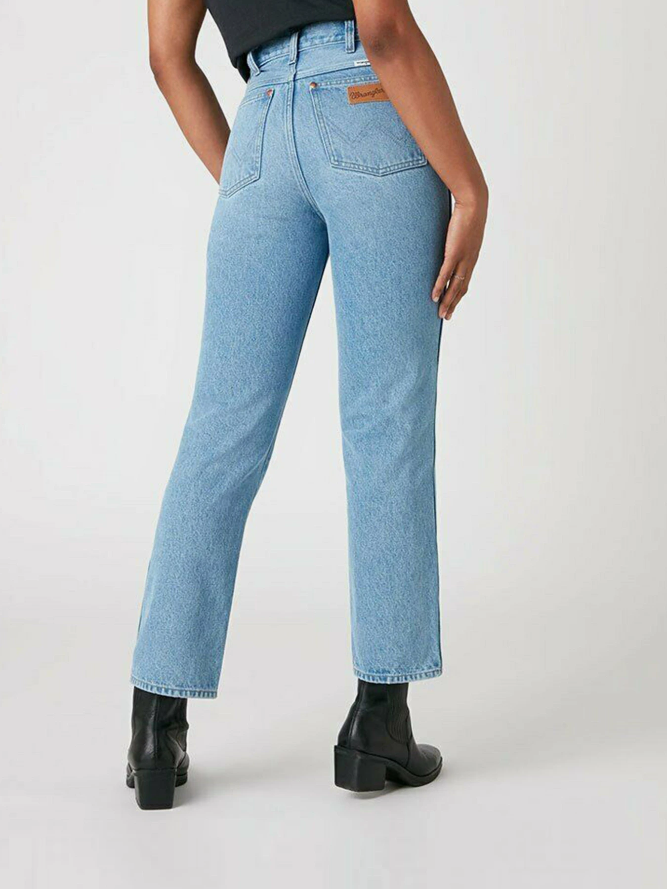 Джинсы Wrangler Wild West Straight модель W2H2MC258_32 Джинсы Wrangler Wild West Straight модель W2H2MC258_32 Фото
