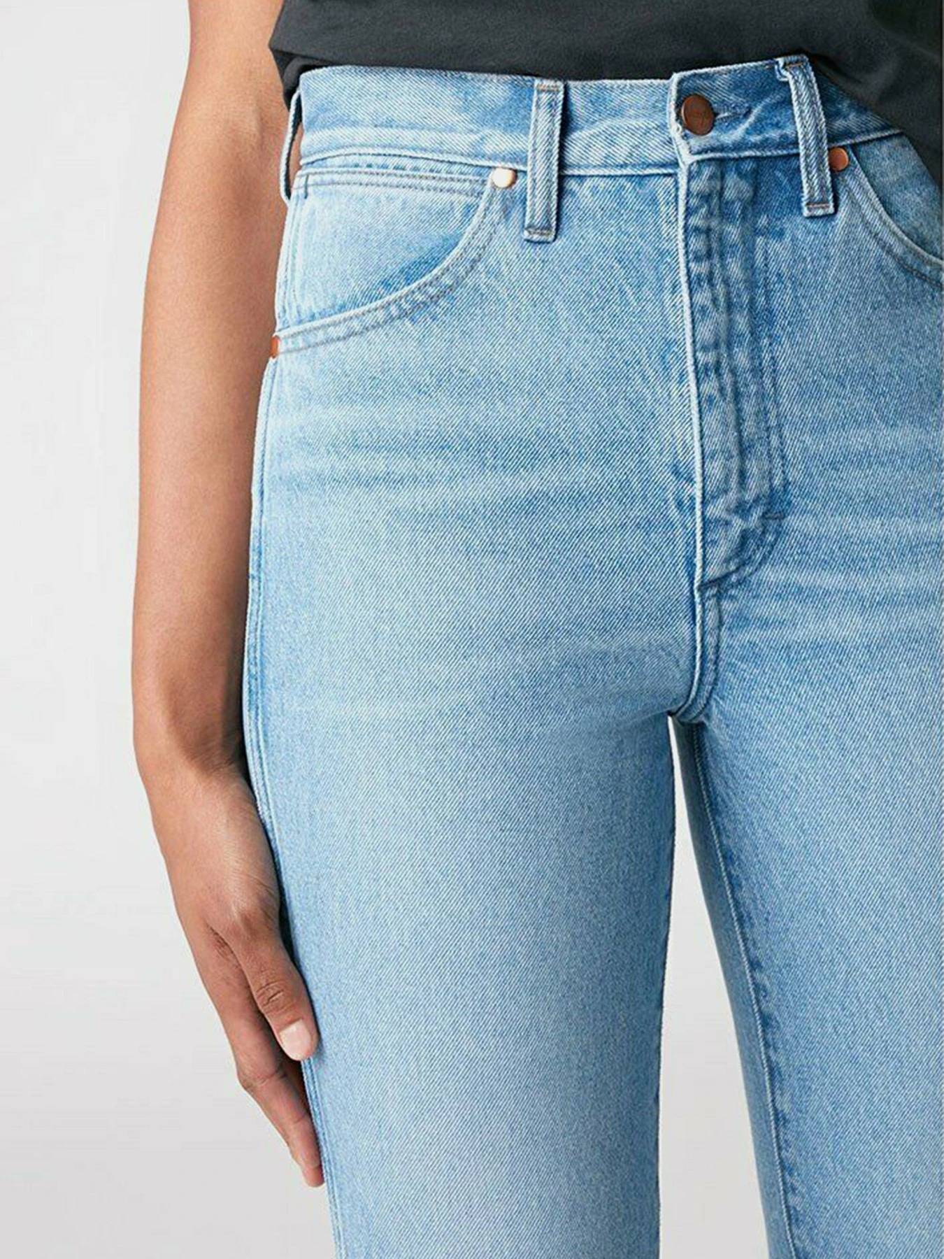 Джинсы Wrangler Wild West Straight модель W2H2MC258_32 Джинсы Wrangler Wild West Straight модель W2H2MC258_32 Фото