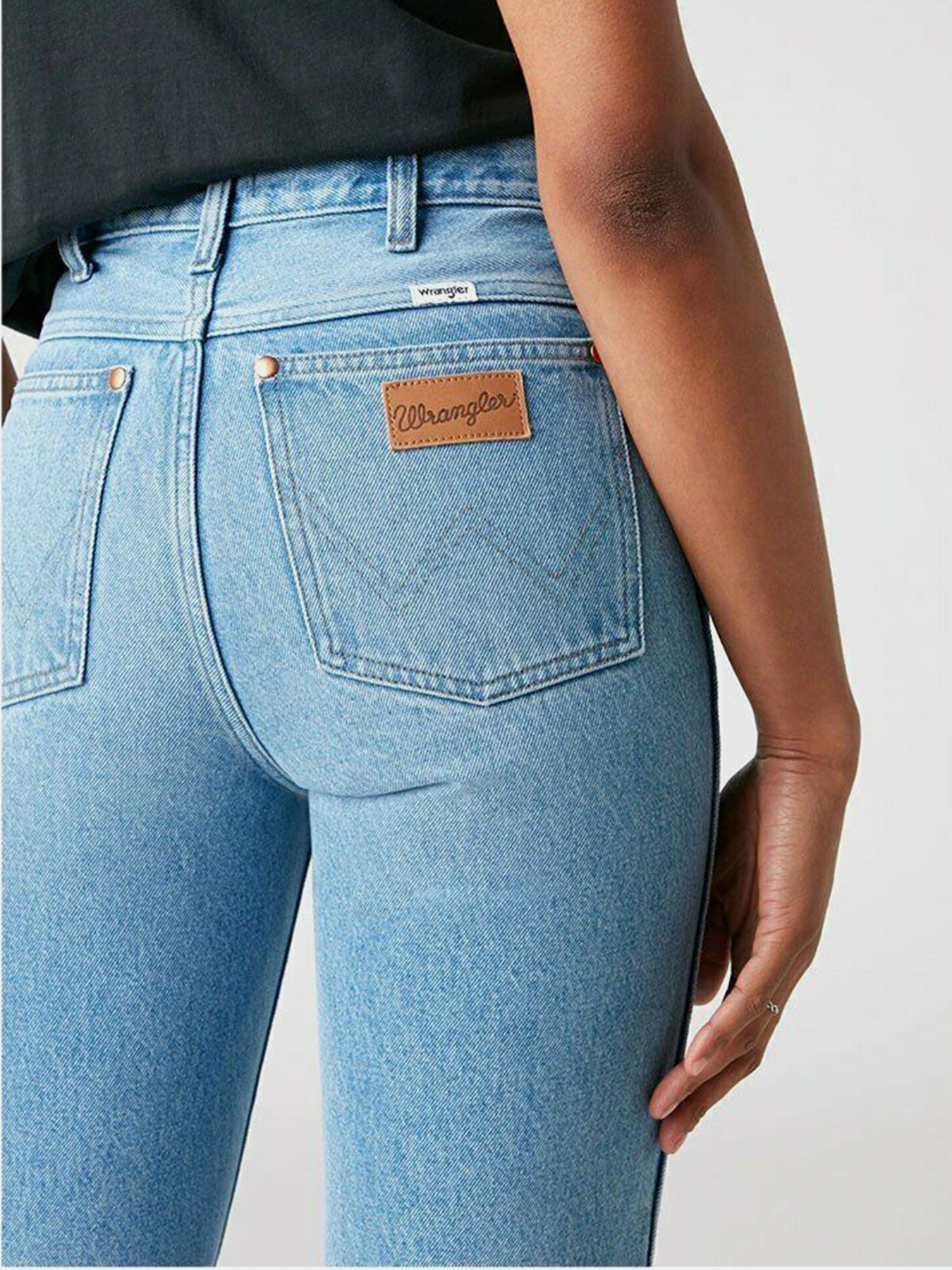 Джинсы Wrangler Wild West Straight модель W2H2MC258_32 Джинсы Wrangler Wild West Straight модель W2H2MC258_32 Фото