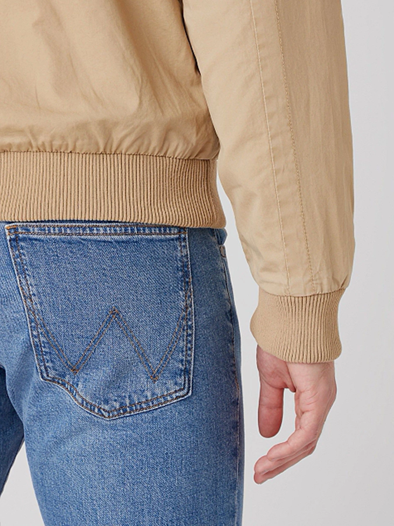 Куртки и дубленки Wrangler модель W4E16P58N Куртки и дубленки Wrangler модель W4E16P58N Фото