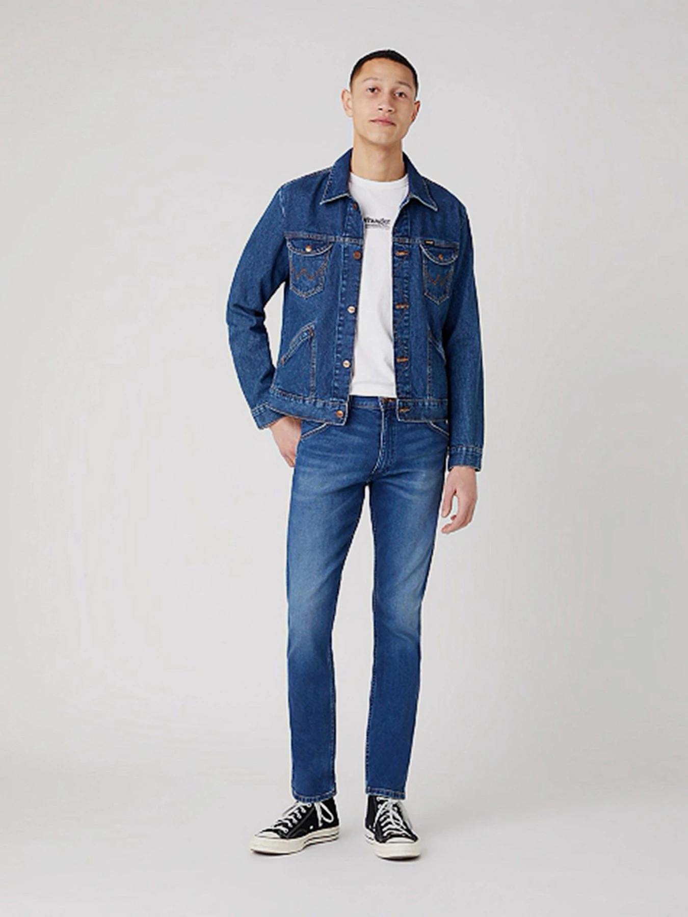 Куртки и дубленки Wrangler ICONS модель W4MJUG923 Куртки и дубленки Wrangler ICONS модель W4MJUG923 Фото