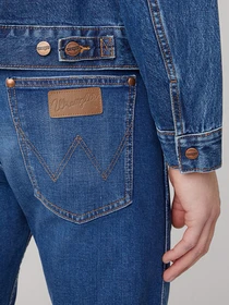 Куртки и дубленки Wrangler ICONS модель W4MJUG923 Фото