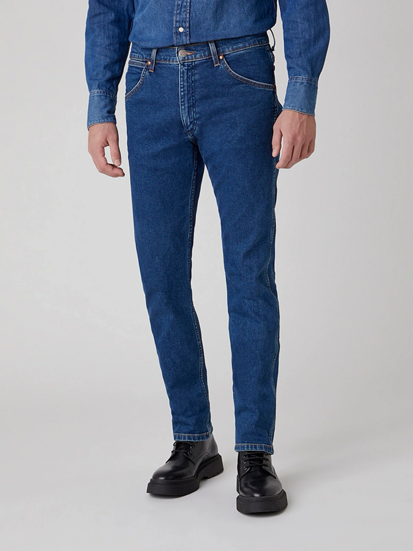 Джинси Wrangler Bryson Straight модель W1MZUH923_32 Джинси Wrangler Bryson Straight модель W1MZUH923_32 Фото