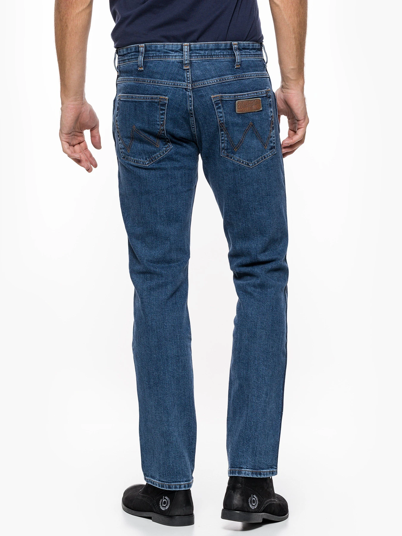 Джинси Wrangler Arizona Straight Classic модель W12OXG77O_32 Фото