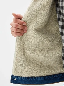 Куртки та дублянки Wrangler модель W4MSUG10K Фото