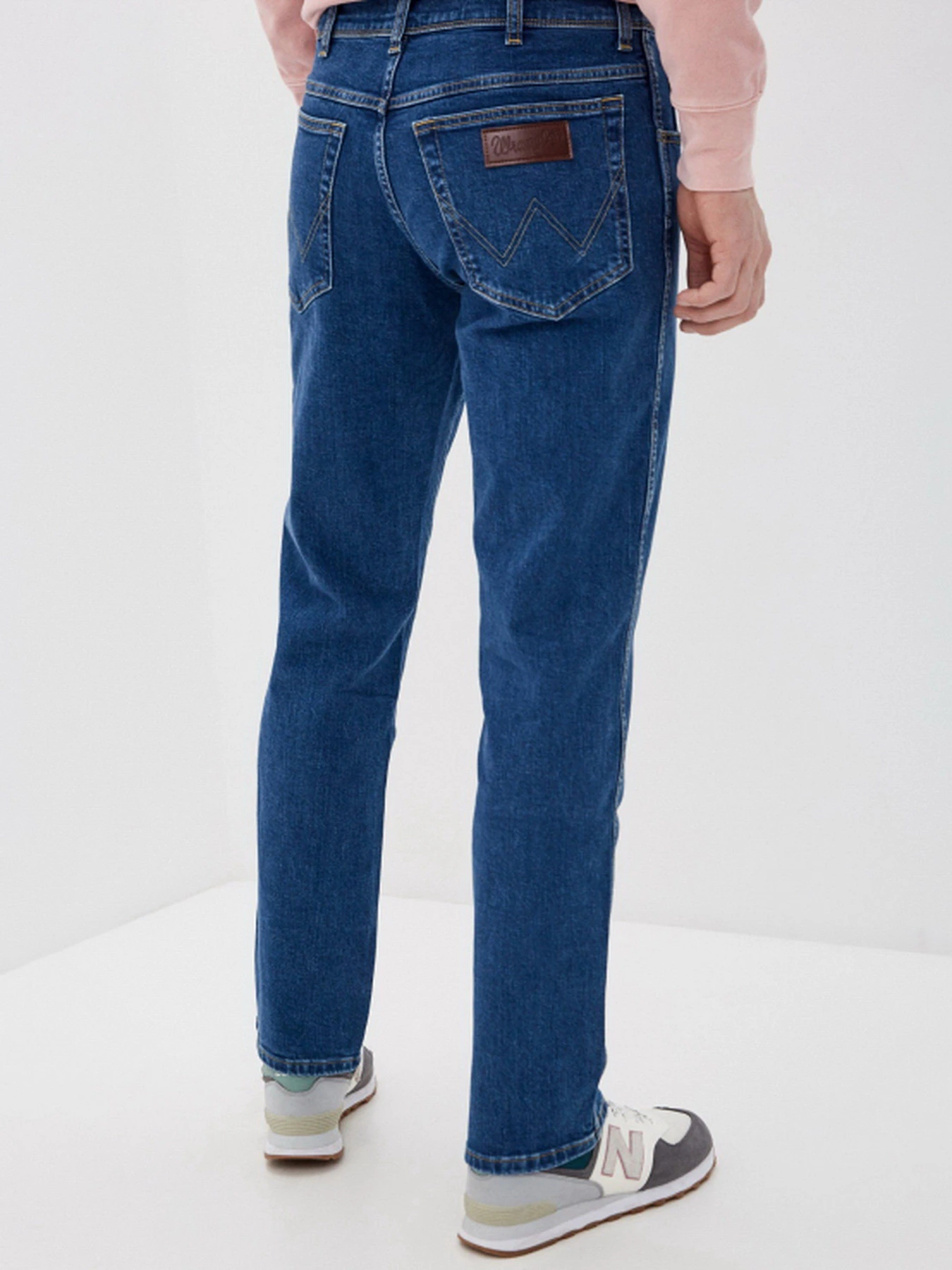 Джинси Wrangler Stretch модель W121HR36B_32 Джинси Wrangler Stretch модель W121HR36B_32 Фото